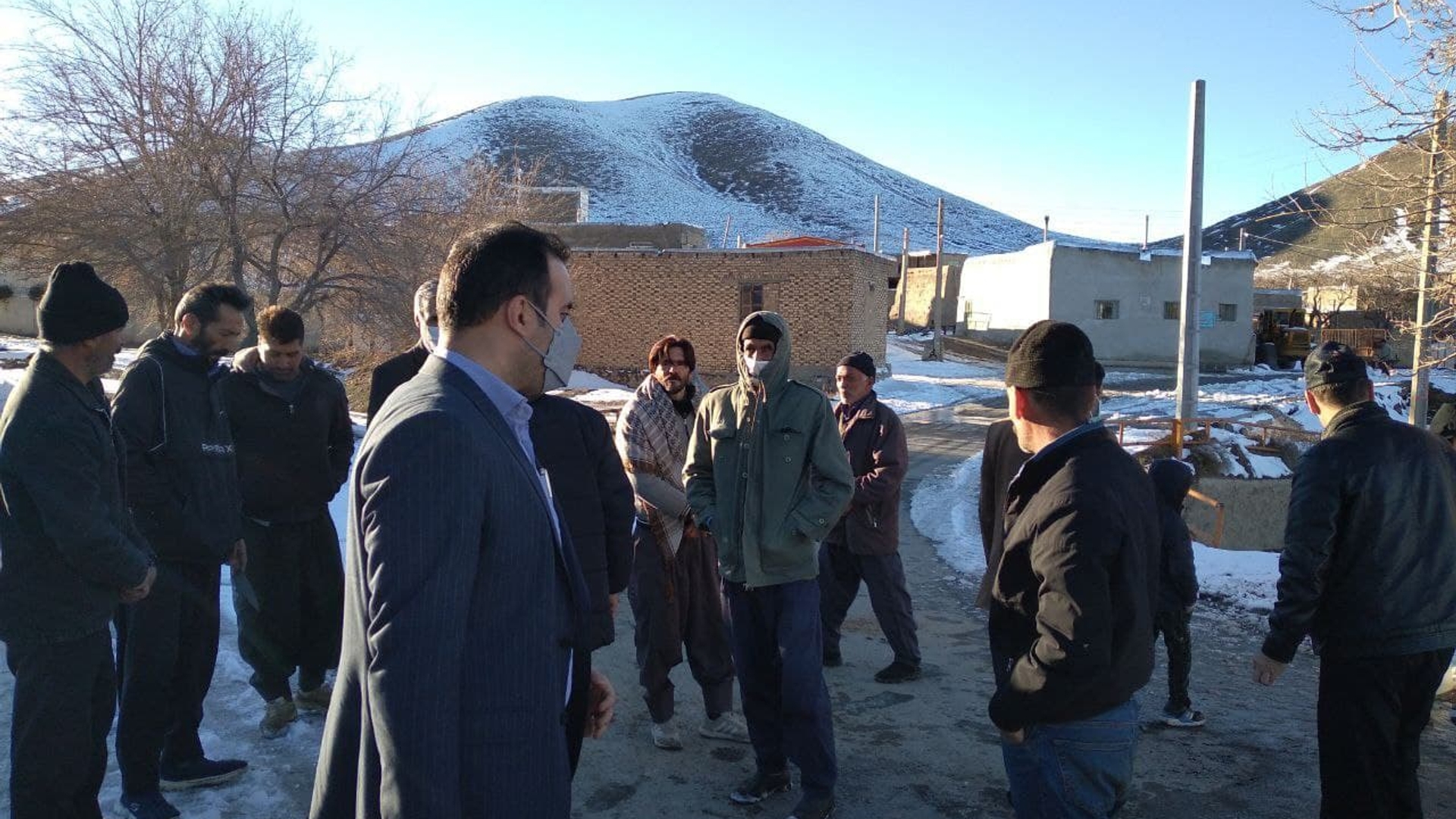 دهگردشی فرماندار در بخش مرکزی روستاهای کرکانک و رازگردان