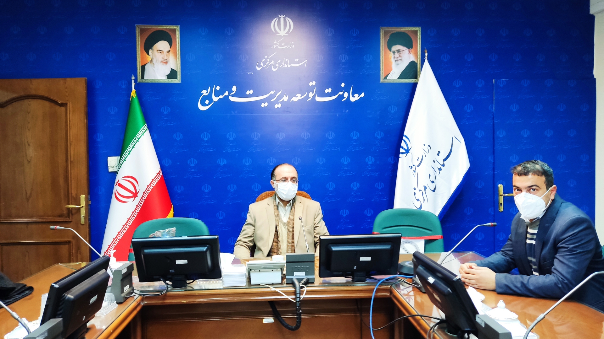 جلسه اتصال ۱۰۰۰ روستا به شبکه ارتباطات پایدار و پرسرعت