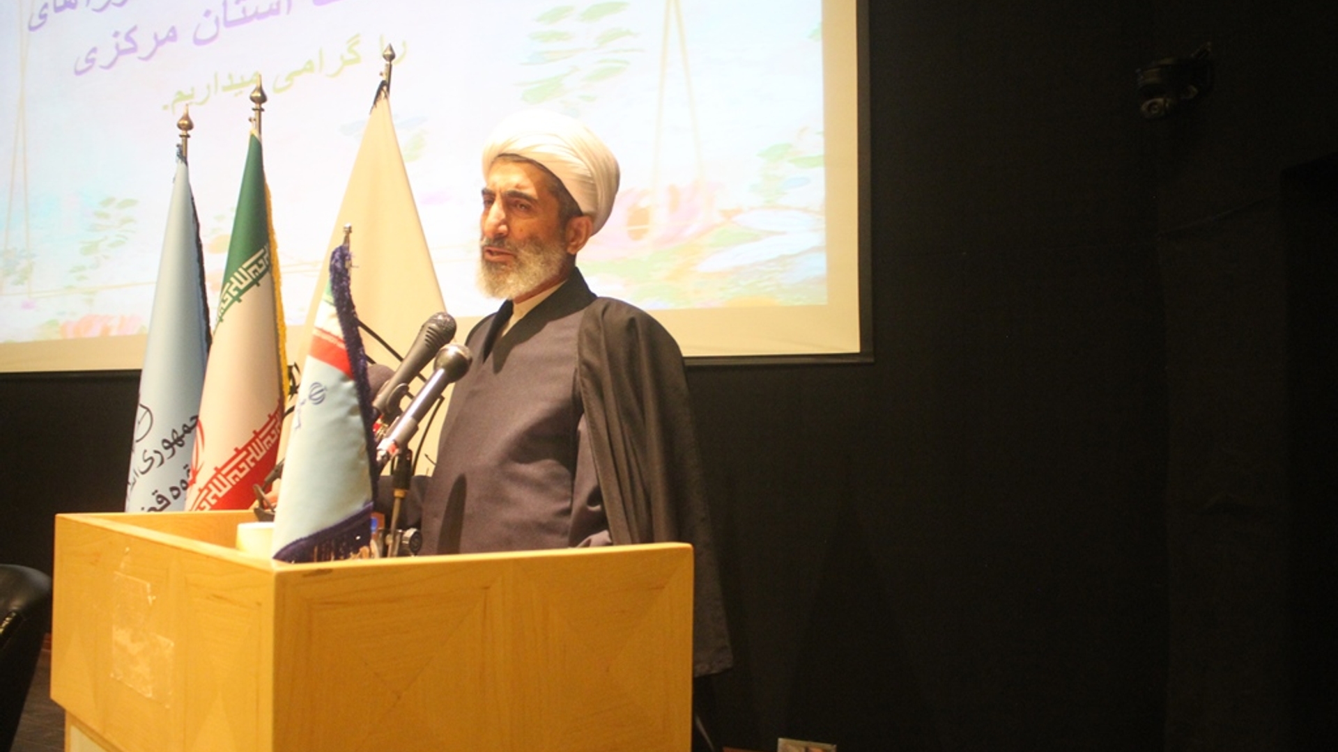 همایش صبر و تجلیل از فعالان شورای اختلاف استان مرکزی در شهرستان خمین برگزار شد