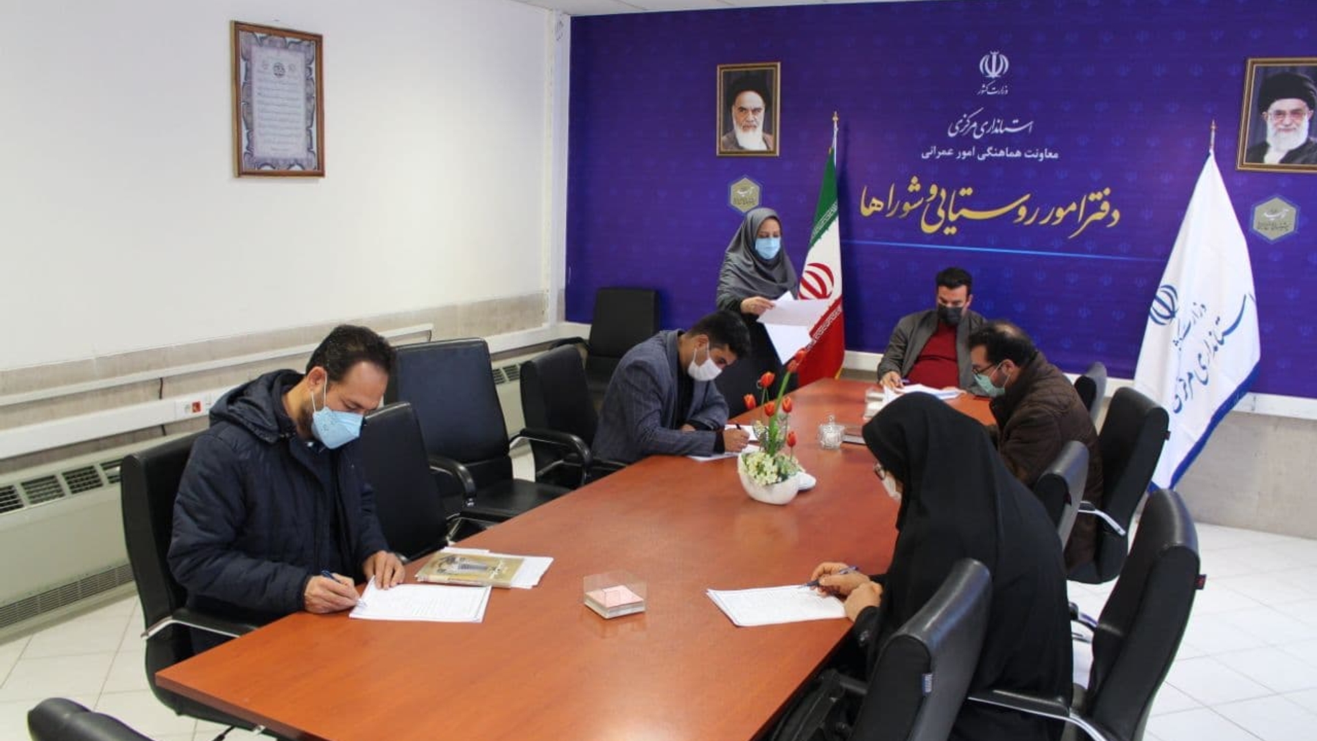 برگزاری آزمون کتبی و مصاحبه حضوری معرفی شدگان طرح تربیت مربی آموزشی دهیاری ها- گروه سوم