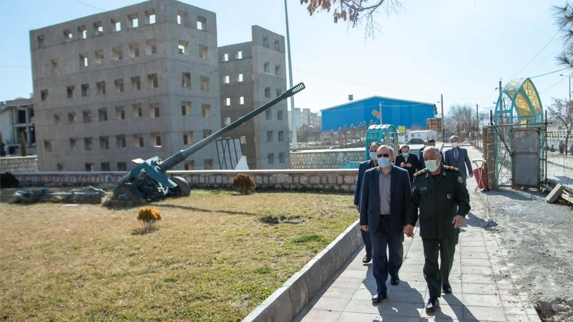 بازدید از باغ موزه دفاع مقدس در اراک