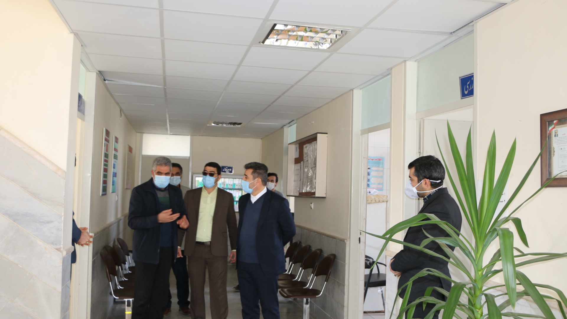 فرماندار شهرستان شازند از ادارات ثبت احوال و تعاون ،کار ورفاه اجتماعی بازدید نمود