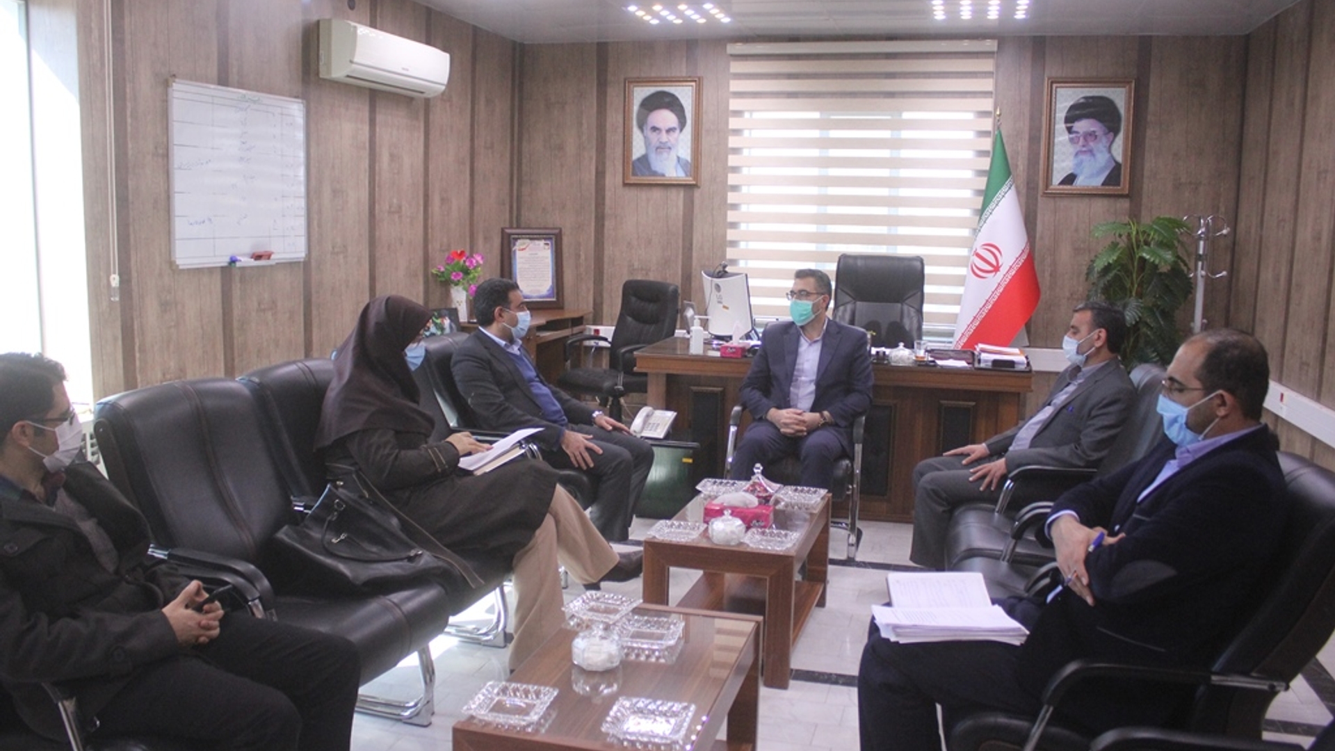 جلسه کمیته نظارت بر رعایت دستورالعمل های بهداشتی کرونا در شهرستان خمین برگزار شد