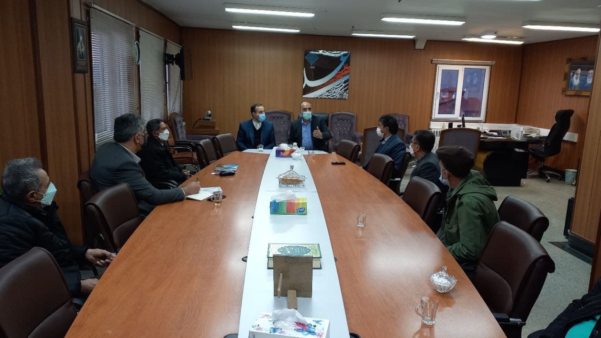 بررسی راهکارهای رفع مشکلات اصناف و عرضه میوه با قیمت مناسب