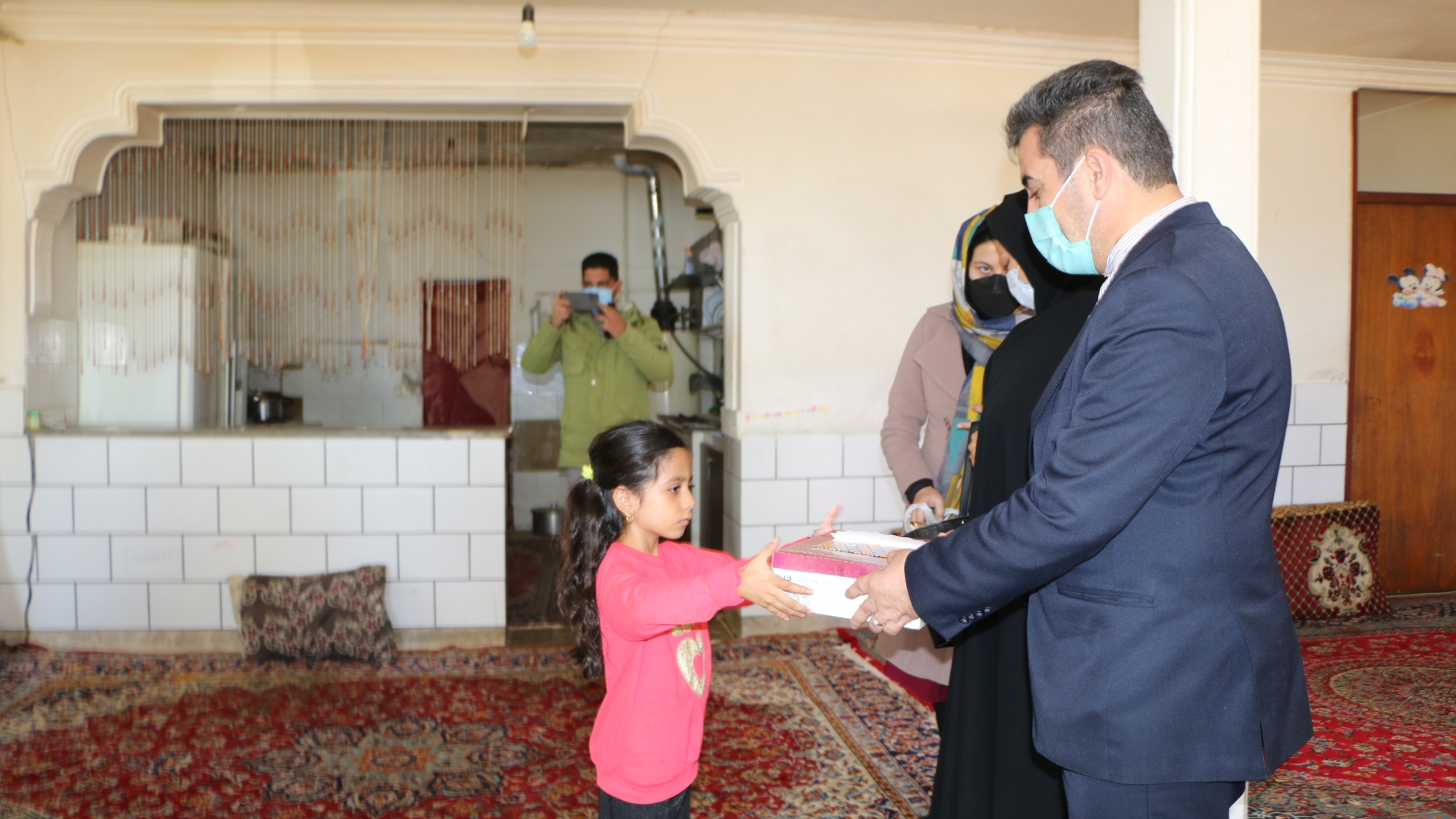 به مناسبت هفتمین روز از ایام الله دهه مبارک فجر‌ و در راستای اجرای برنامه های گرامیداشت ستاد شهرستان شازند