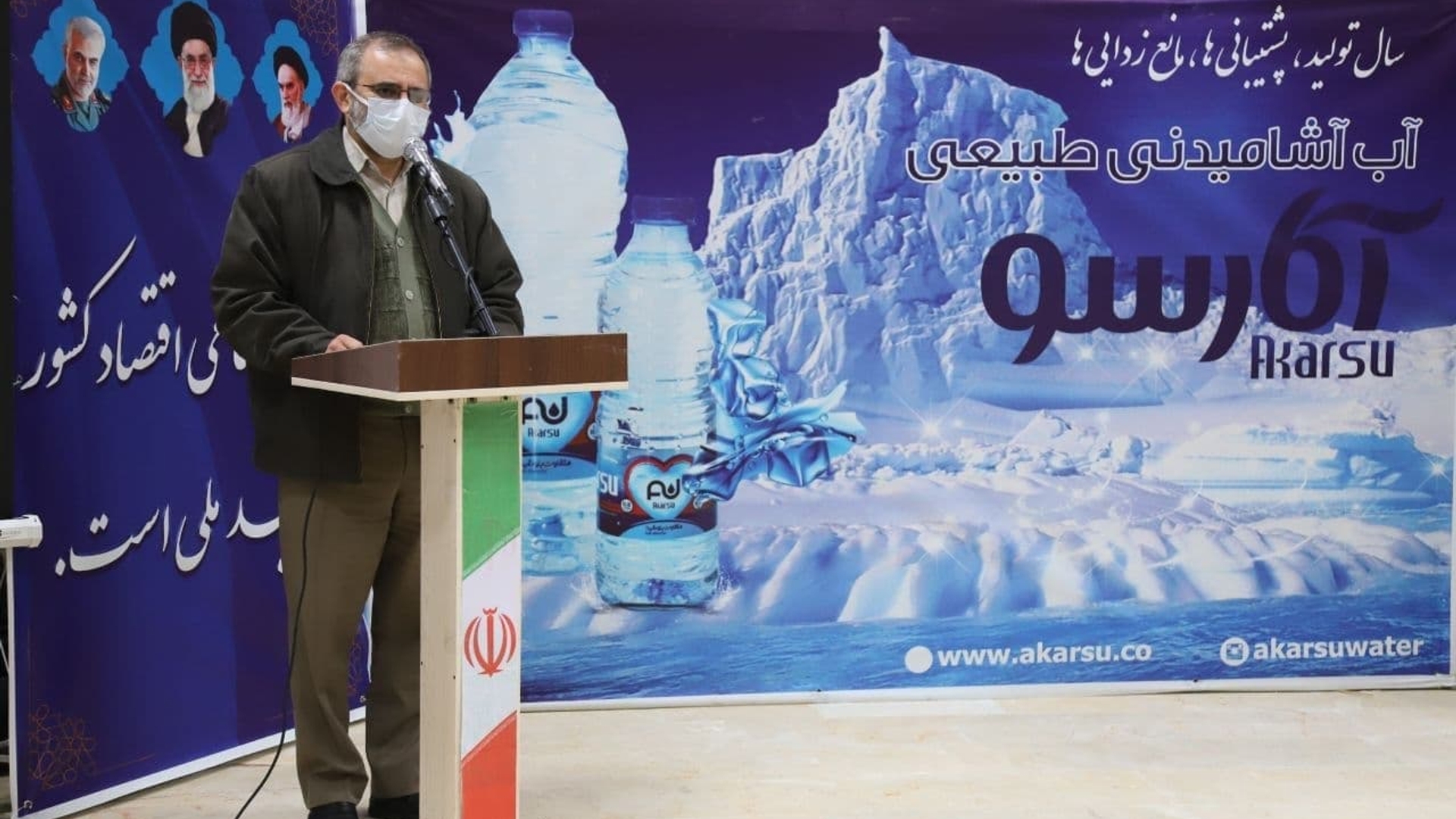 کارگران و کارآفرینان مجاهدان سنگر تولید هستند