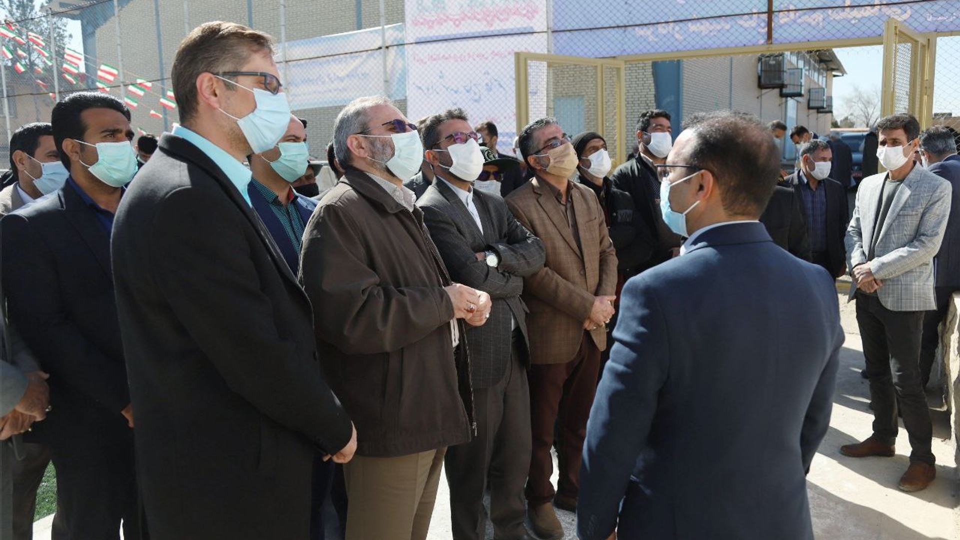 با حضور دکتر مخلص الائمه استاندار مرکزی در شهرستان محلات پروژه های شهرستان محلات بصورت متمرکز به بهره برداری رسید.