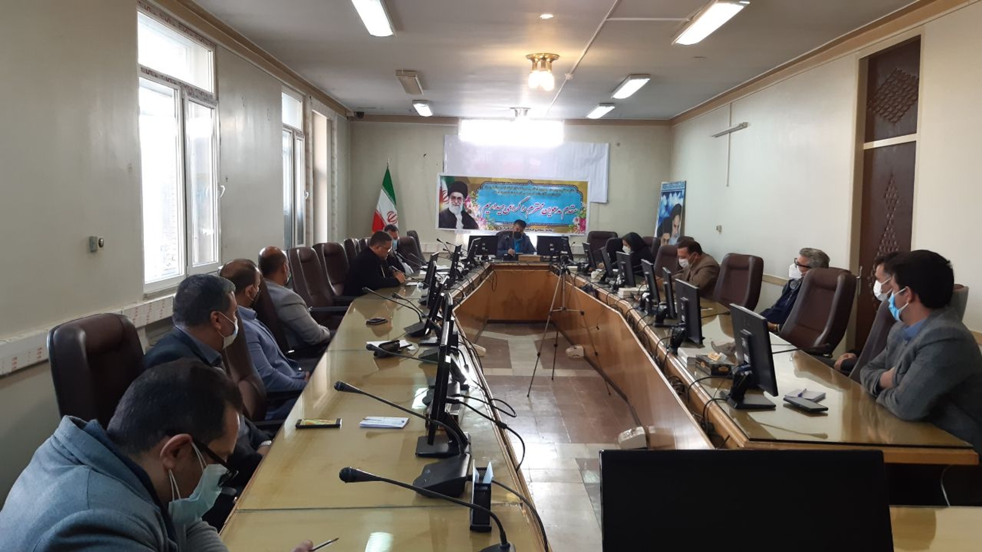 جلسه ساماندهی دستفروشان شهرستان اراک برگزار شد