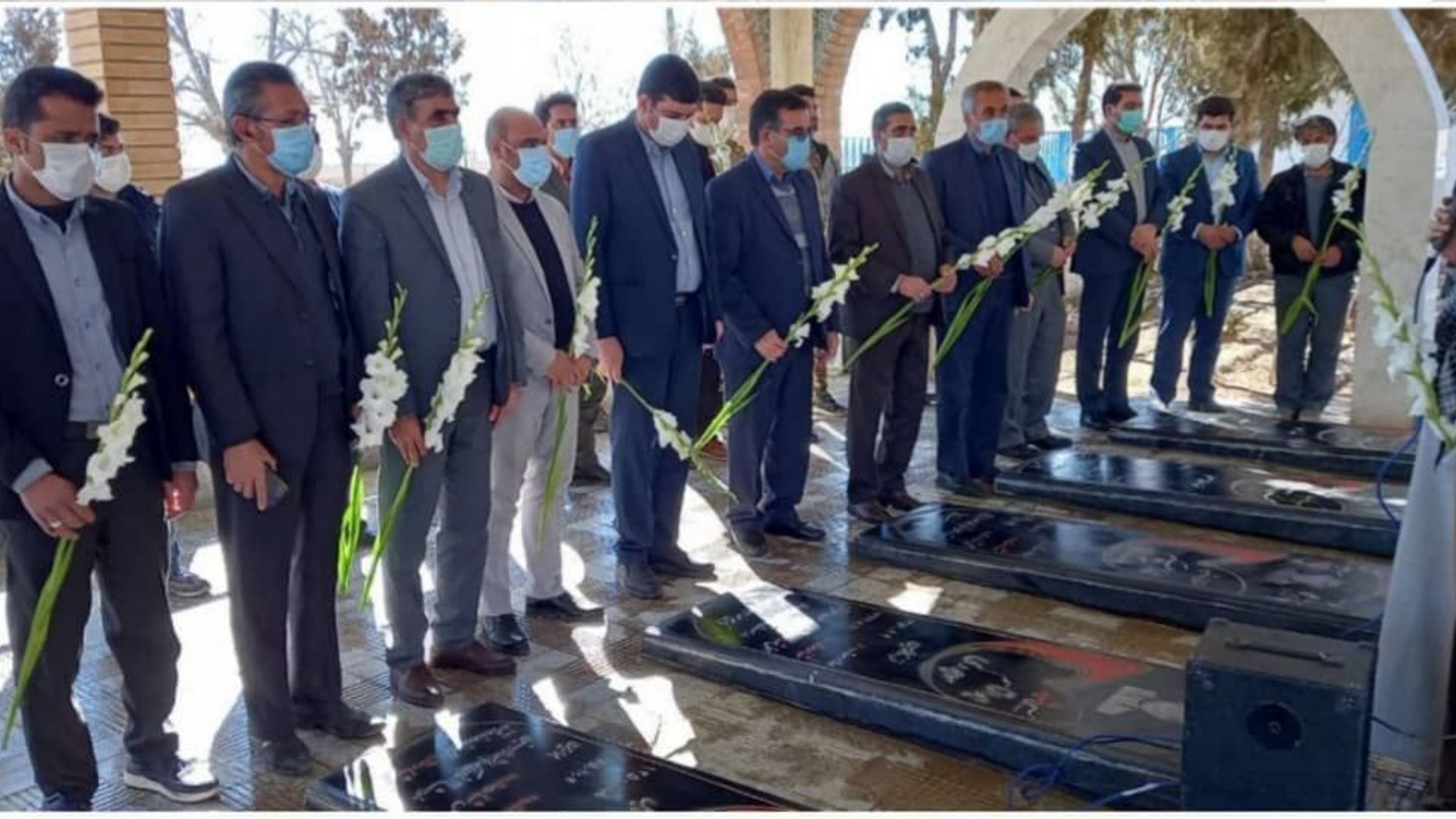 حضور مهندس هادی فرماندار شهرستان اراک، معاونین فرماندار ،بخشدار مرکزی و مدیران و روسای دستگاه های اجرایی در شهر داودآباد