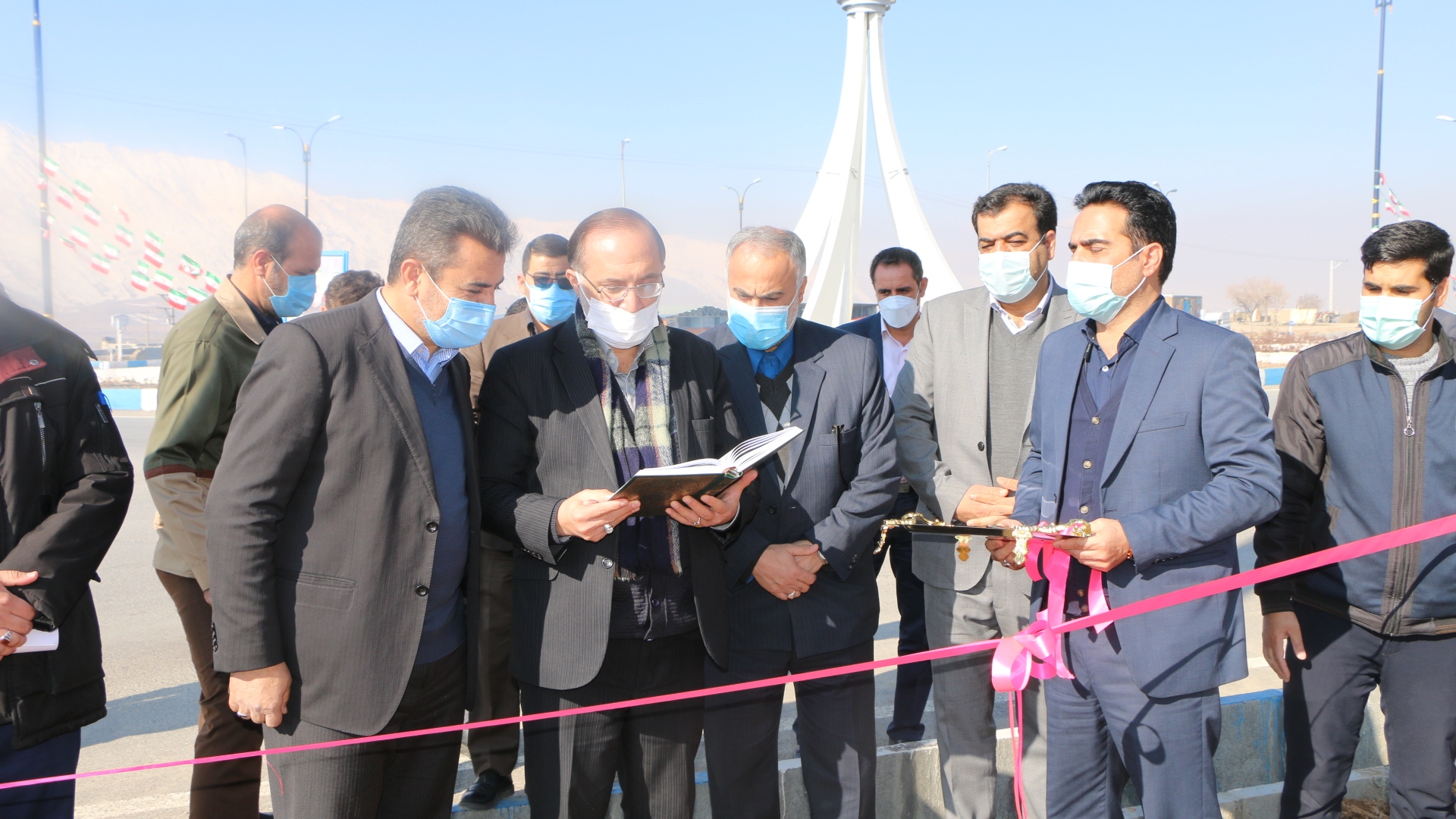 مراسم کلنگ زنی واحداث بوستان در شهرشهباز