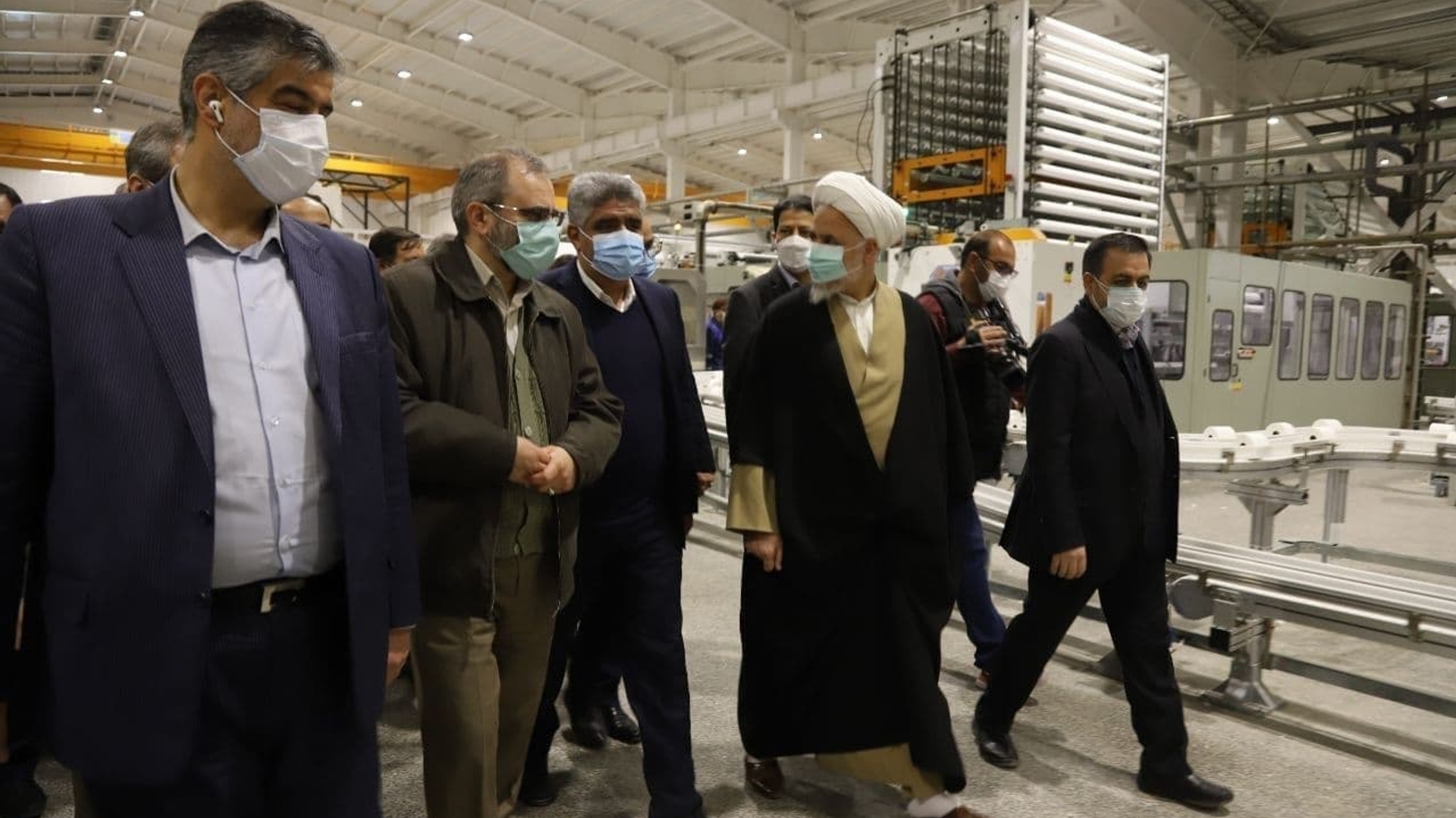 بهره برداری از کارخانه زرّين آيند در شهر صنعتی کاوه