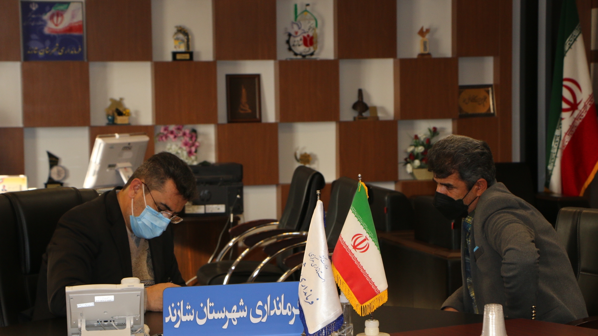 ملاقات مردمی فرماندارشهرستان شازند برگزارشد.