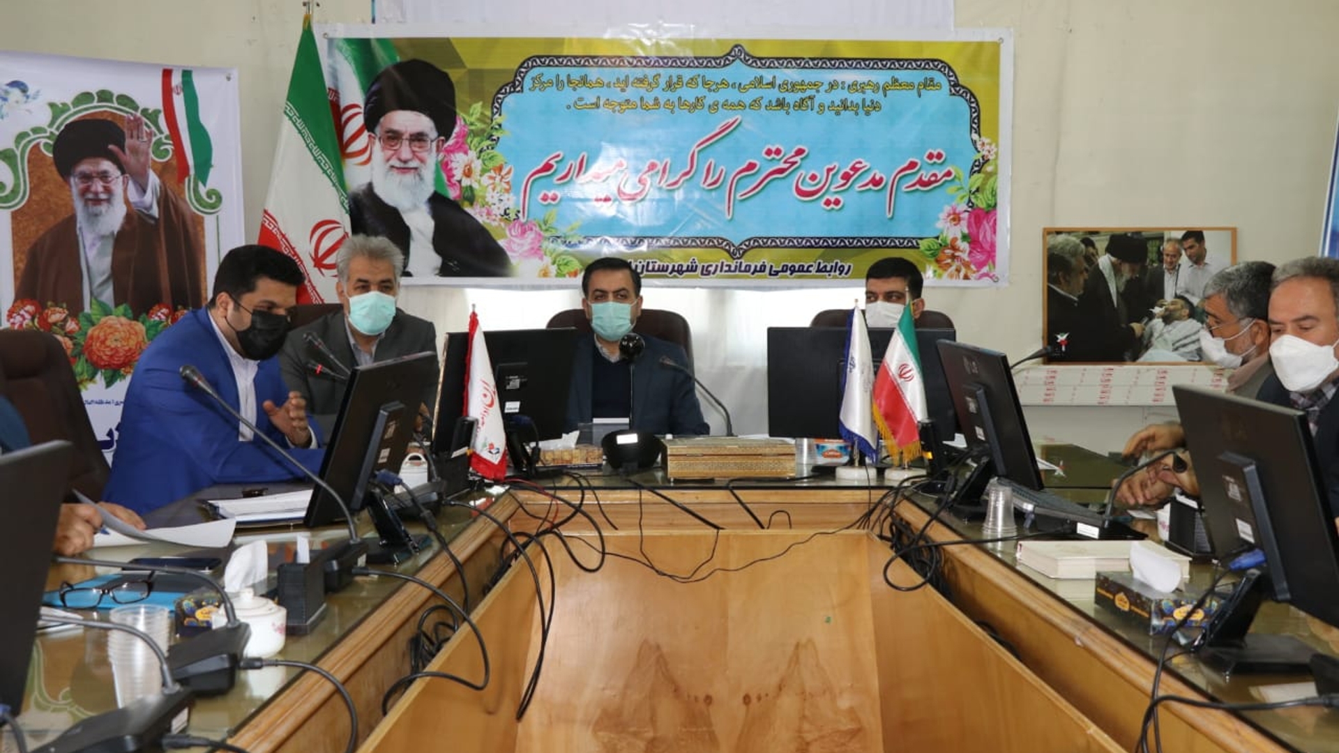 کارگروه تنظیم بازار شهرستان اراک ، به ریاست سرپرست معاونت هماهنگی امور اقتصادی استانداری با حضور فرماندار شهرستان اراک، مدیرکل دفتر هماهنگی امور اقتصادی، معاون پیشگیری وقوع جرم دادگستری، سرپرست جهاد کشاورزی ومدیران دستگاه‌های اجرایی استان در محل سالن جلسات فرمانداری اراک برگزار شد.