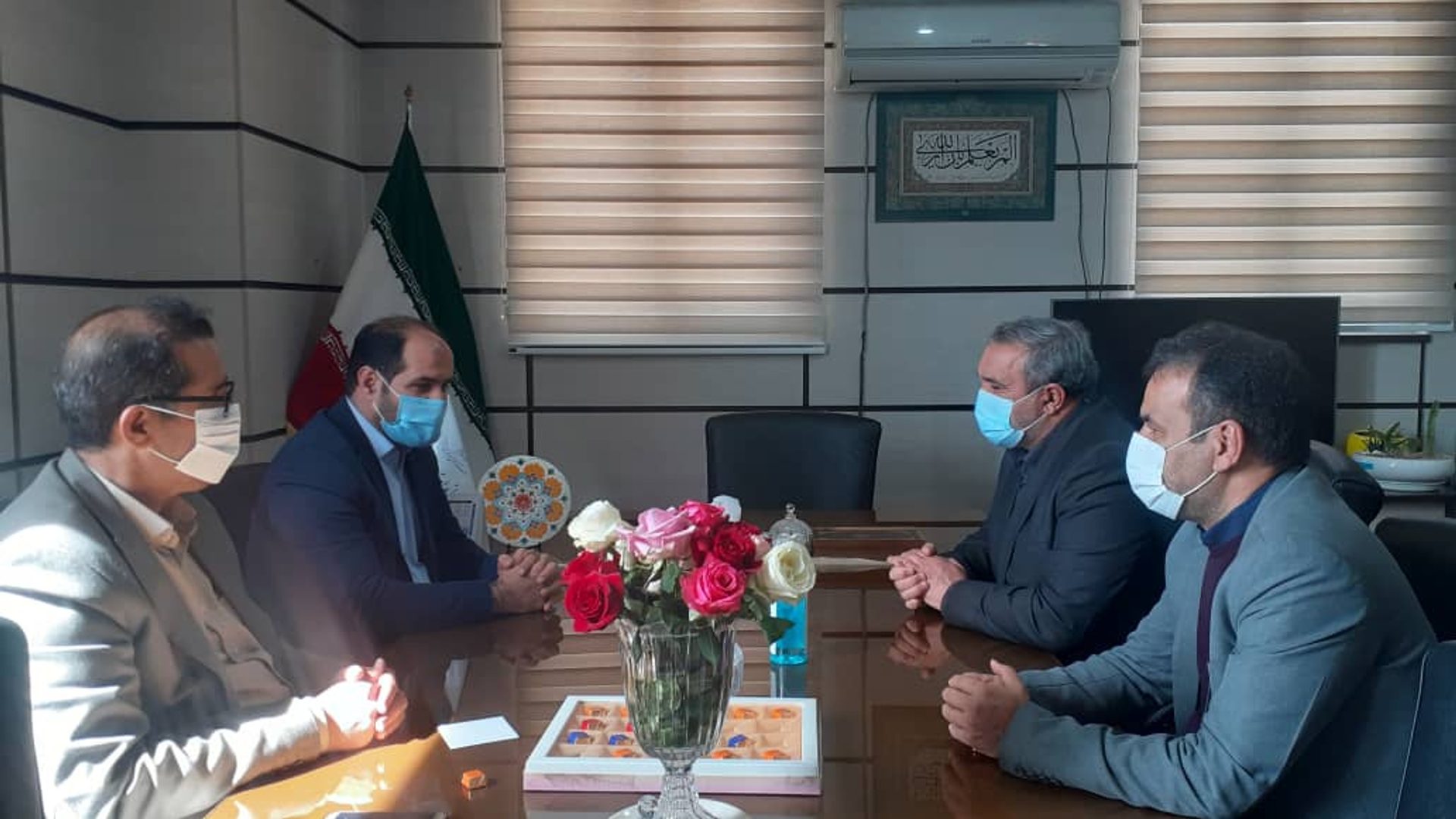 نشست فرماندار با مدیرکل بنیاد مسکن انقلاب اسلامی استان مرکزی