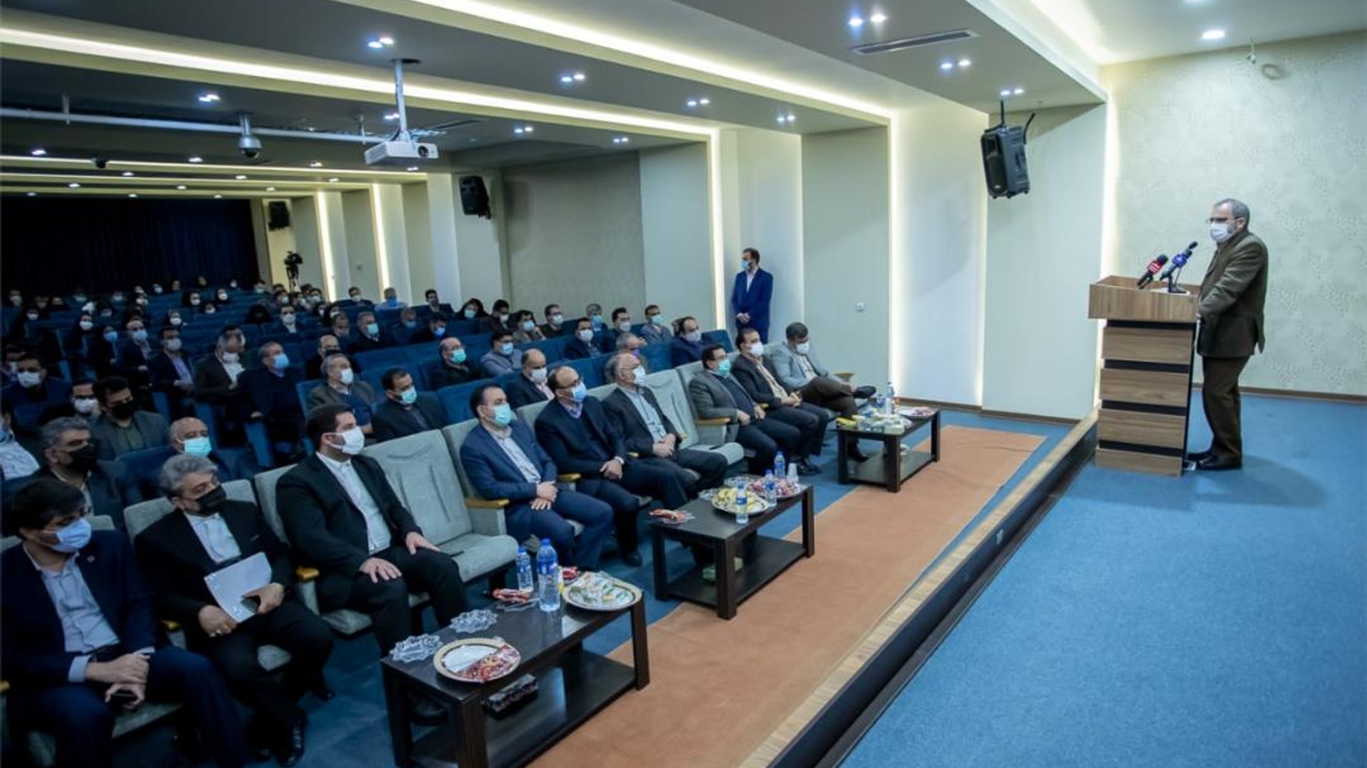 کانون تمرکز دولت در سال ۱۴۰۱ رشد اقتصادی است