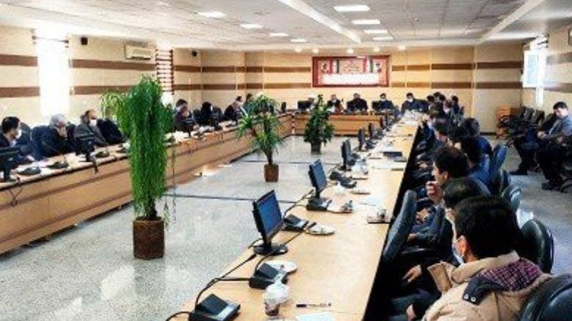 شورای اداری شهرستان به ریاست جناب آقای سلیمانی فرماندار شهرستان زرندیه