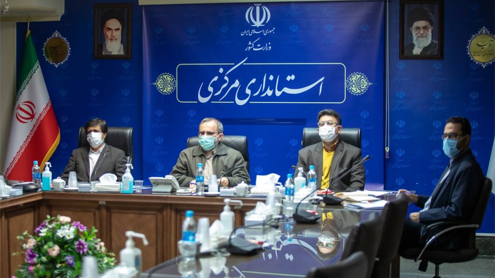 جلسه بررسي آخرين وضعيت كشور در راستاي پيشگيري و مقابله با ويروس كرونا برگزارشد.