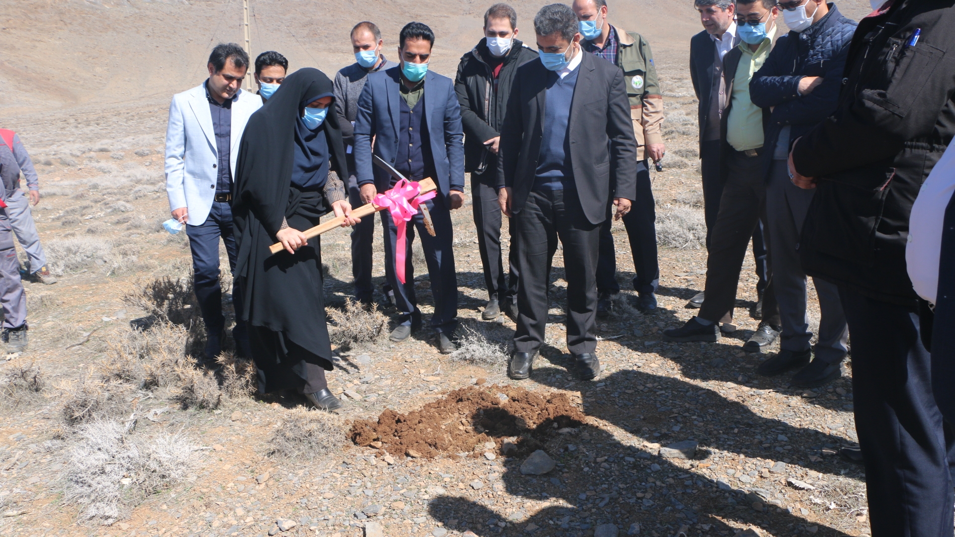 آئین کلنگ زنی طرح اقدام ملی مسکن در شهرشهباز باحضور دکتر رمضانی فرماندارشهرستان شازند