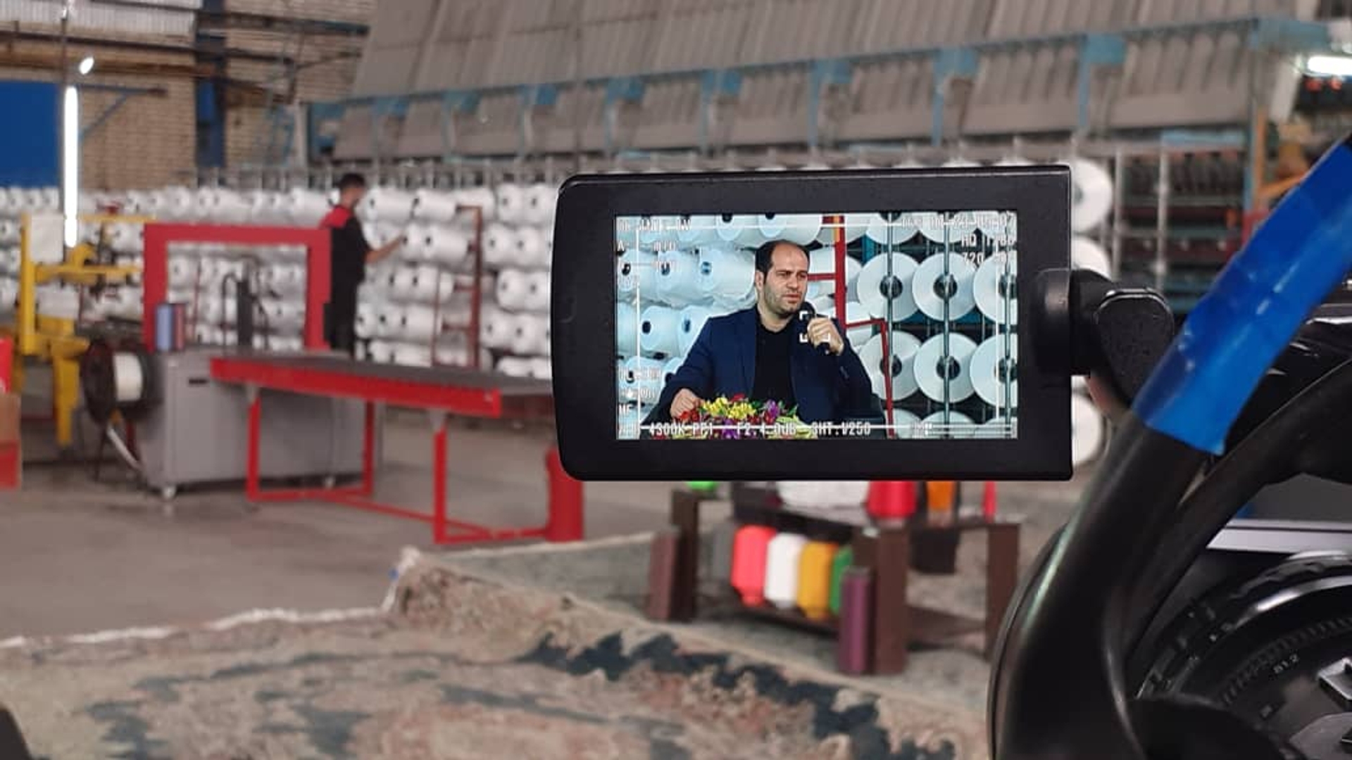 فرماندار شهرستان دلیجان: حمایت از تولید و اشتغال وظیفه اصلی دولت می باشد