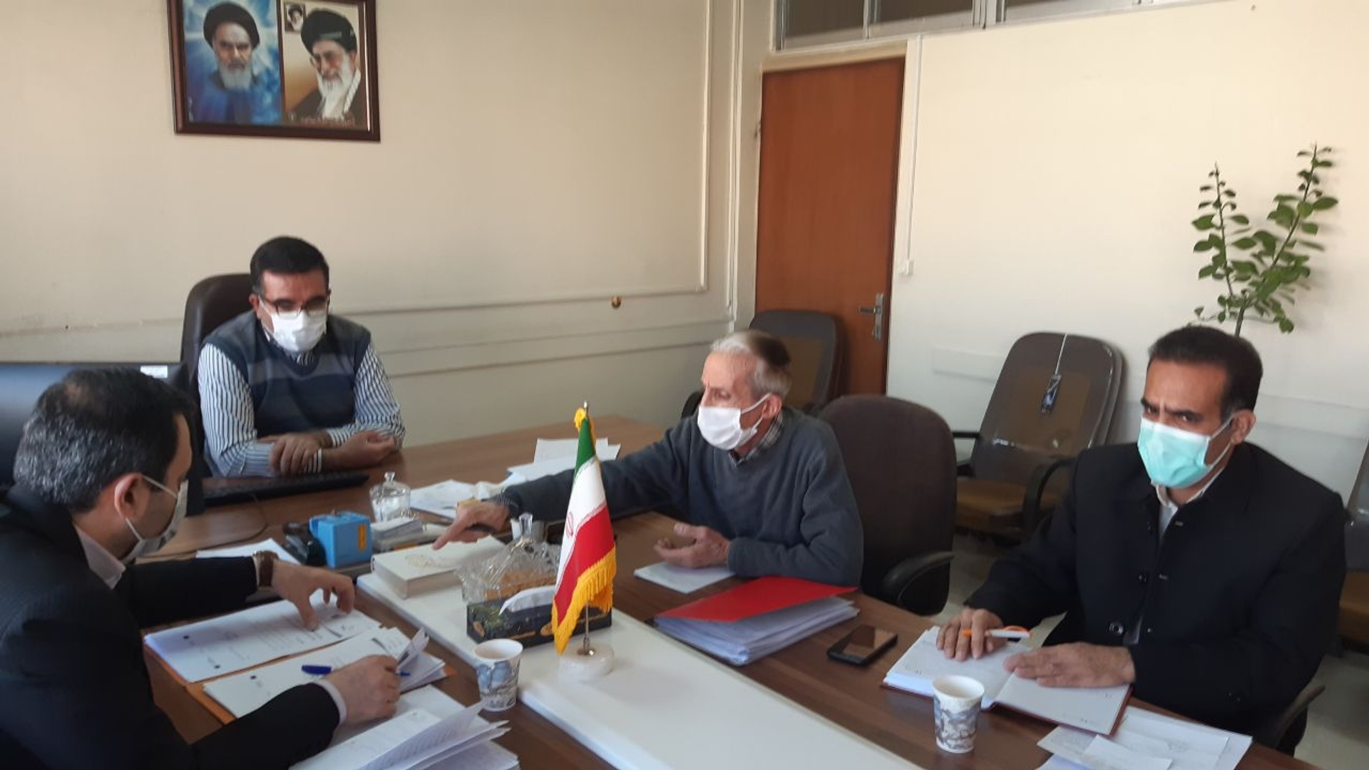 بررسی مسائل و مشکلات شرکتهای تعاونی روستاهای شهرستان اراک