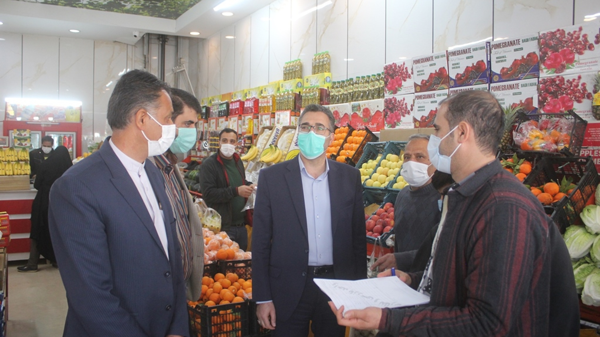 بازدید فرماندار از تعدادي از اصناف سطح شهر خمين