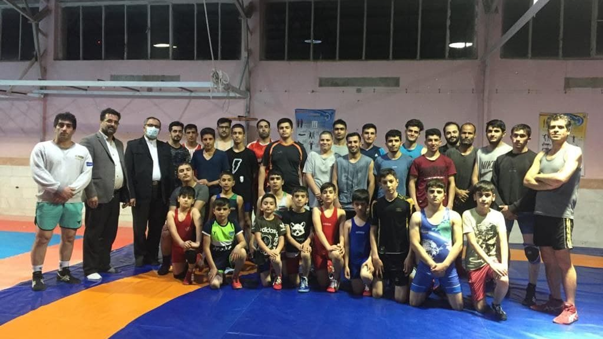 بازدید فرماندار از تمرینات تیم کشتی شهرستان