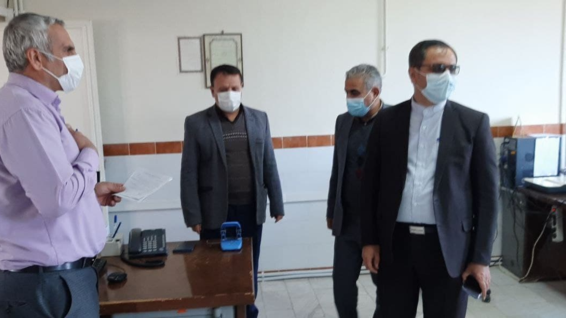 دیدار فرماندار شهرستان کمیجان با مدیر و پرسنل اداره ثبت احوال شهرستان