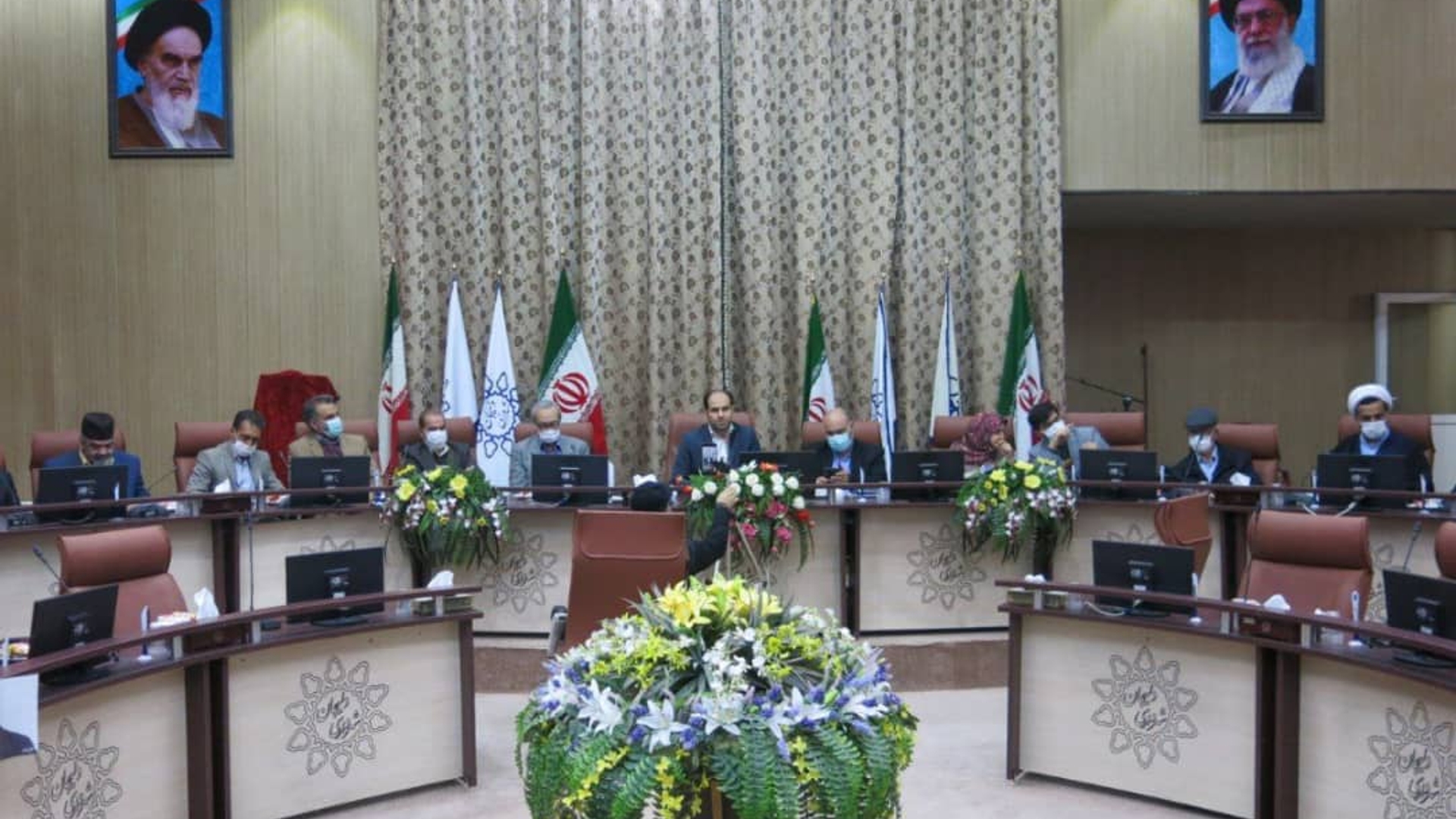 همایش تخصصی زبان مادری دلیجان (راجی)