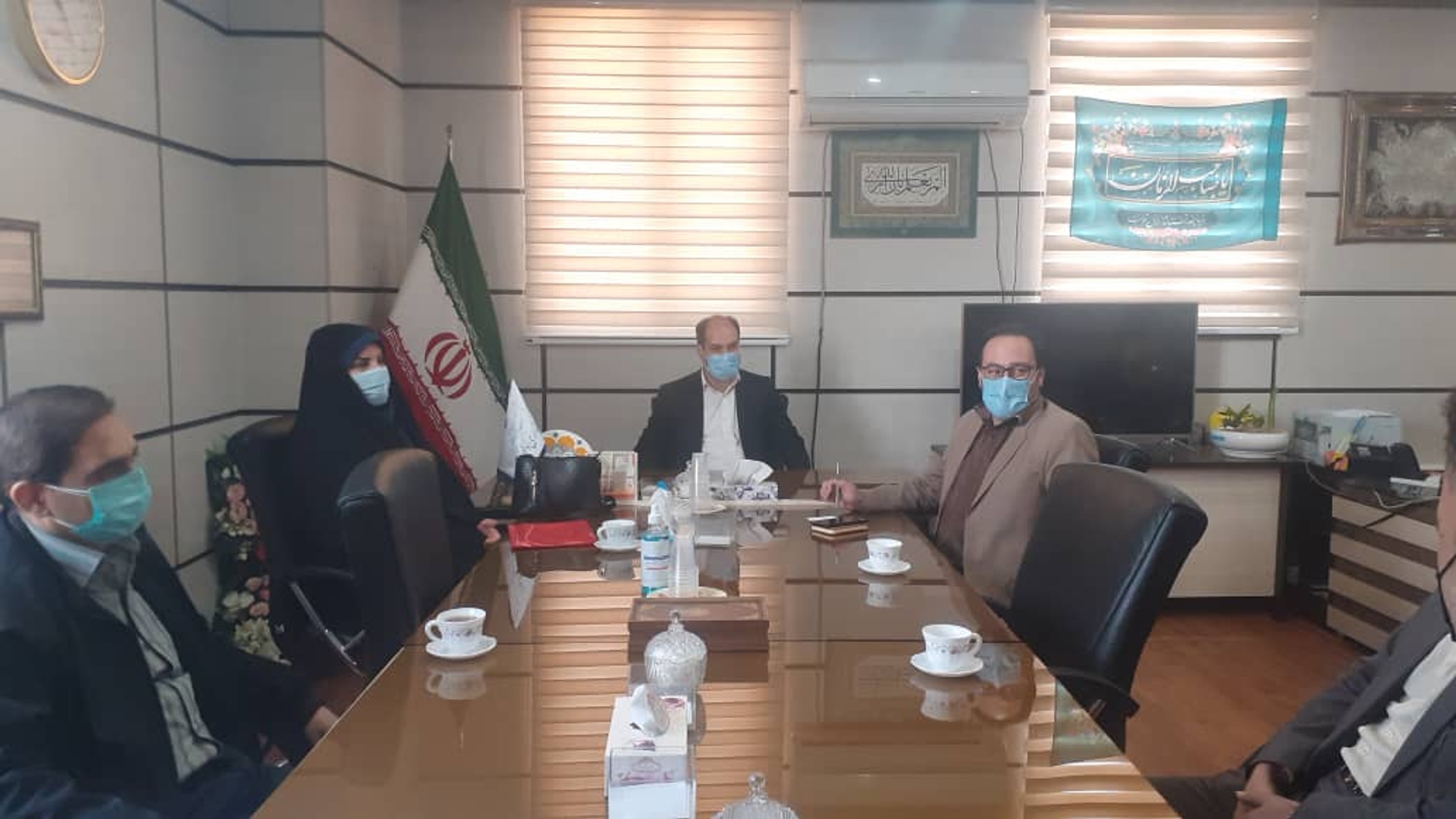 نشست فرماندار شهرستان دلیجان با کارشناسان دفتر ارزیابی عملکرد استانداری مرکزی