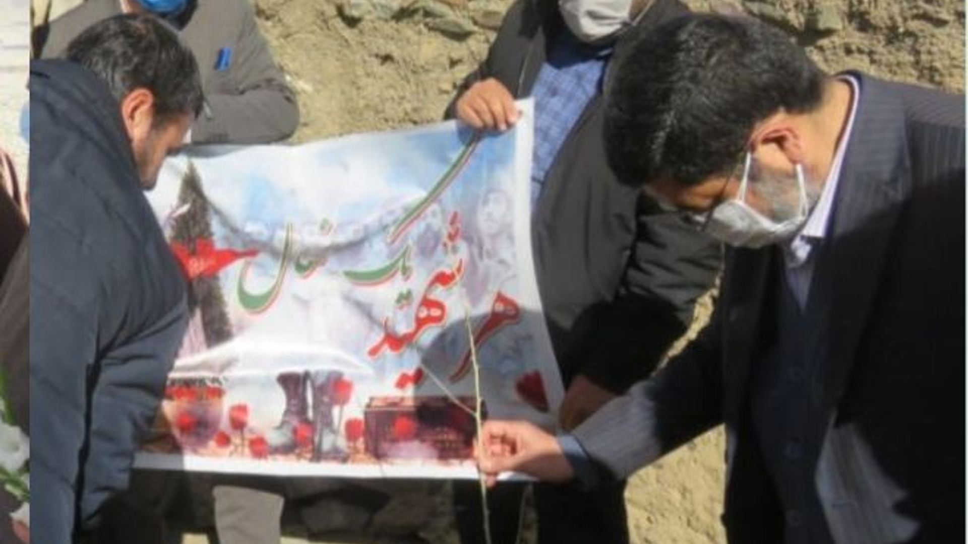 "دیدارفرماندار با خانواده شهید بمناسبت روز شهدا "