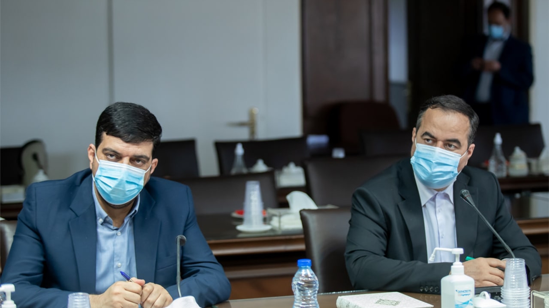 نشست فرمانداران استان مرکزی با استاندار و معاونین استاندار مرکزی برگزار شد.