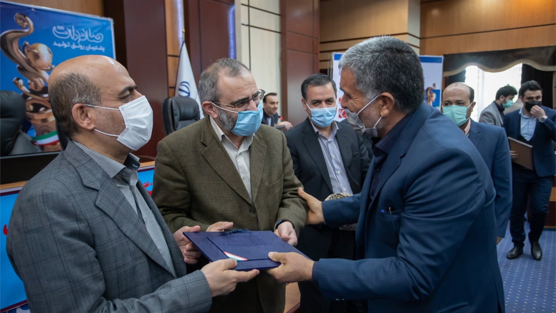 کانون تمرکز فعالیت‌های دولت در سال آینده تحقق رشد اقتصادی است