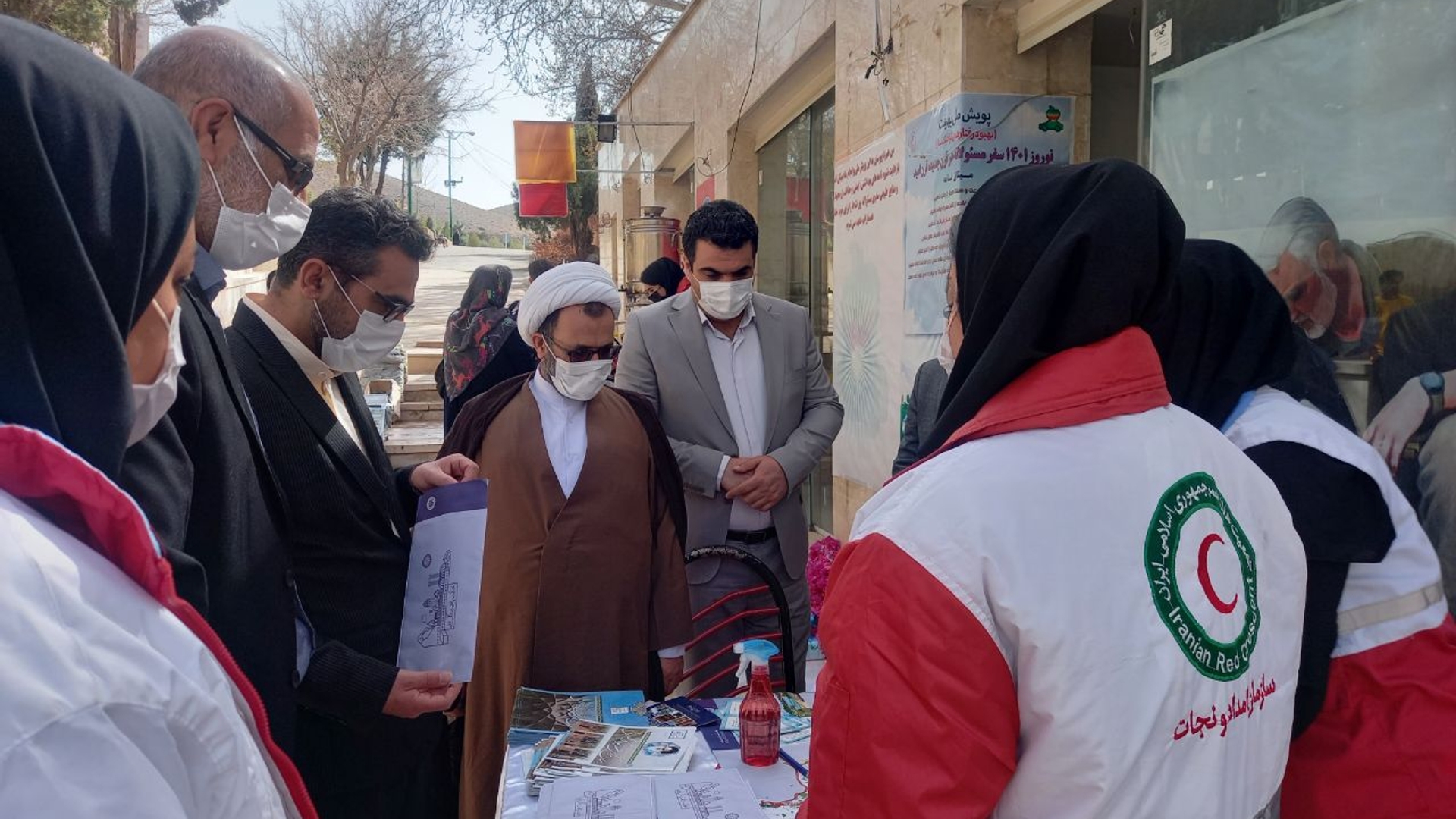 بازدید از ایستگاه خدمات سفر جمعیت هلال احمر محلات در بوستان سرچشمه