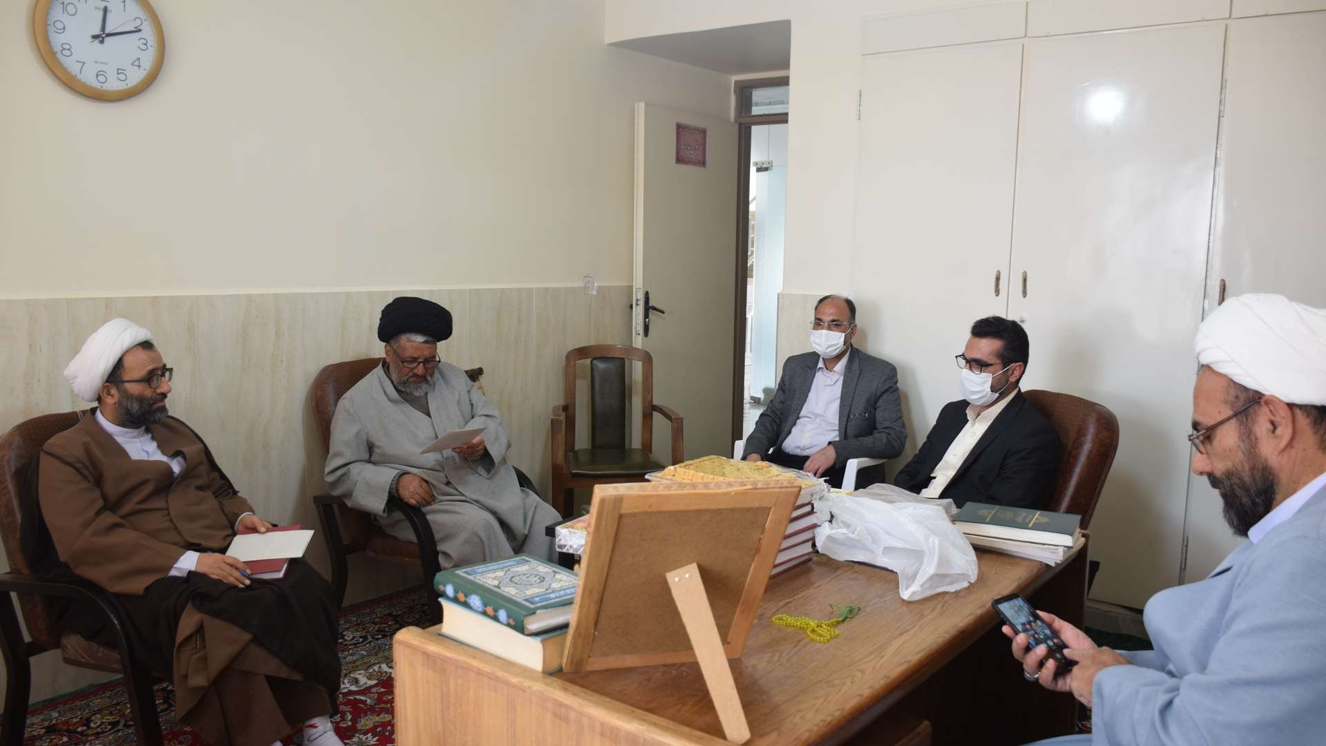 دیدار با حجت الاسلام والمسلمین سید رضا مقدسی امام جمعه سابق و مدیر حوزه علمیه القائم عج شهرستان محلات