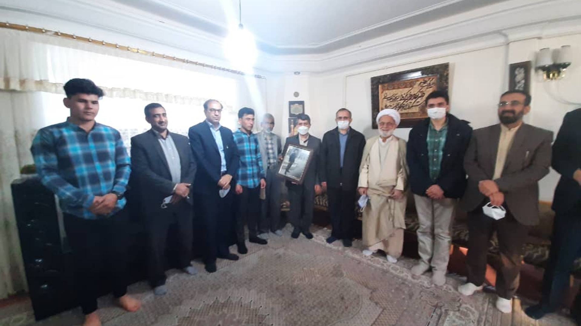 دیدار نوروزی استاندار مرکزی با خانواده شهدای مدافع حرم