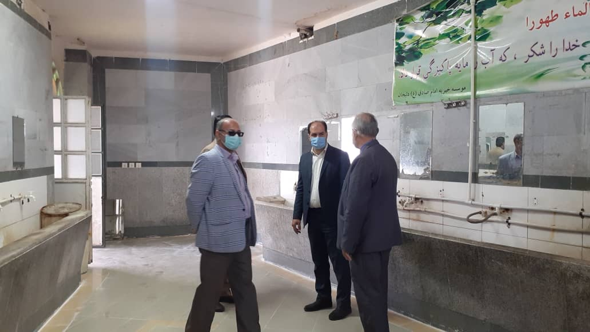 بازدید فرماندار شهرستان دلیجان از پارکها و نمازخانه های ورودی شهر دلیجان