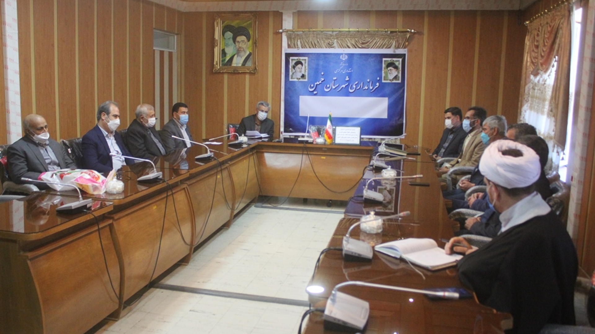 نشست هم اندیشی ستاد بازسازی عتبات عالیات شهرستان خمین برگزار شد