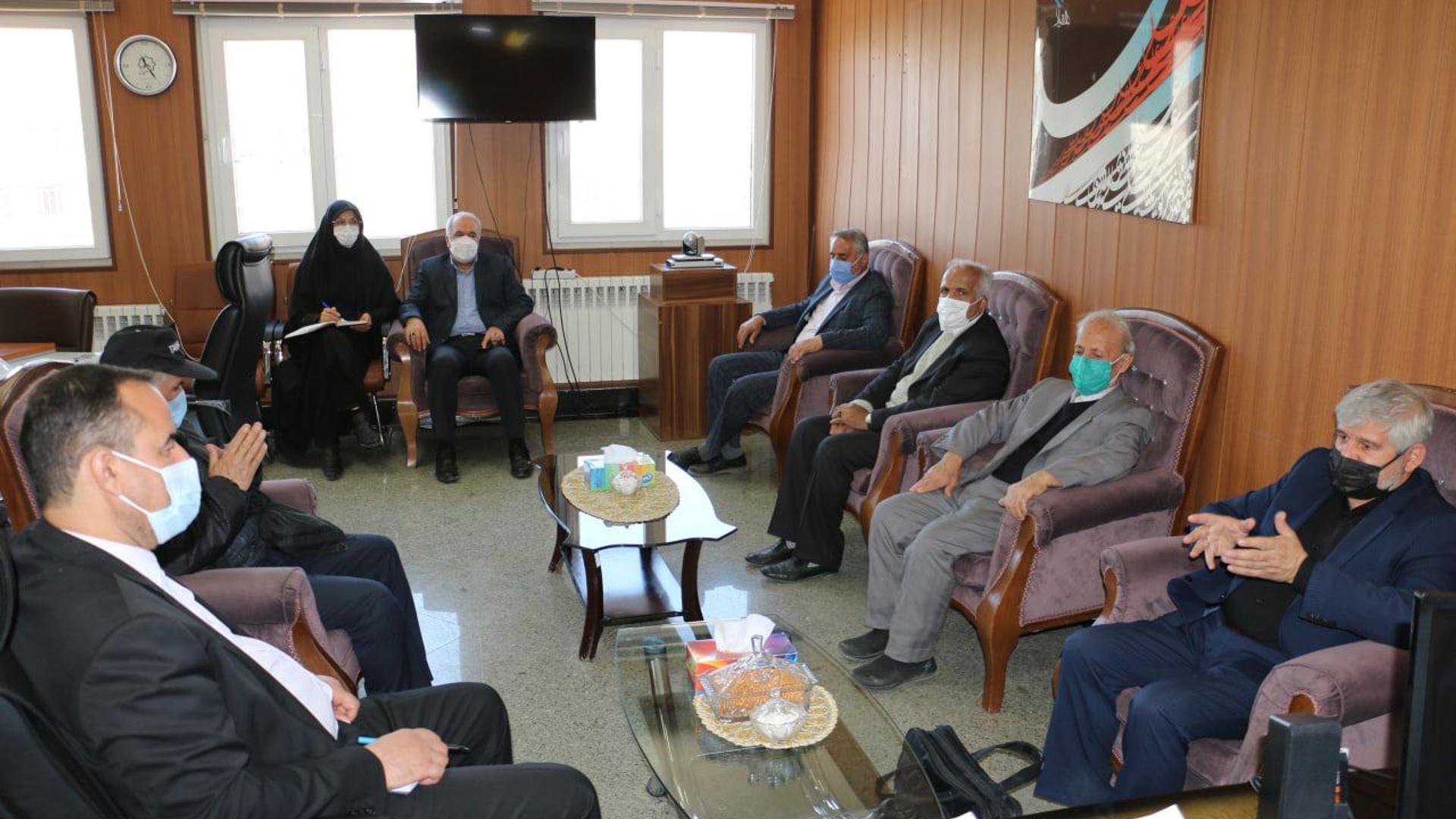 دیدار و گفتگو           :