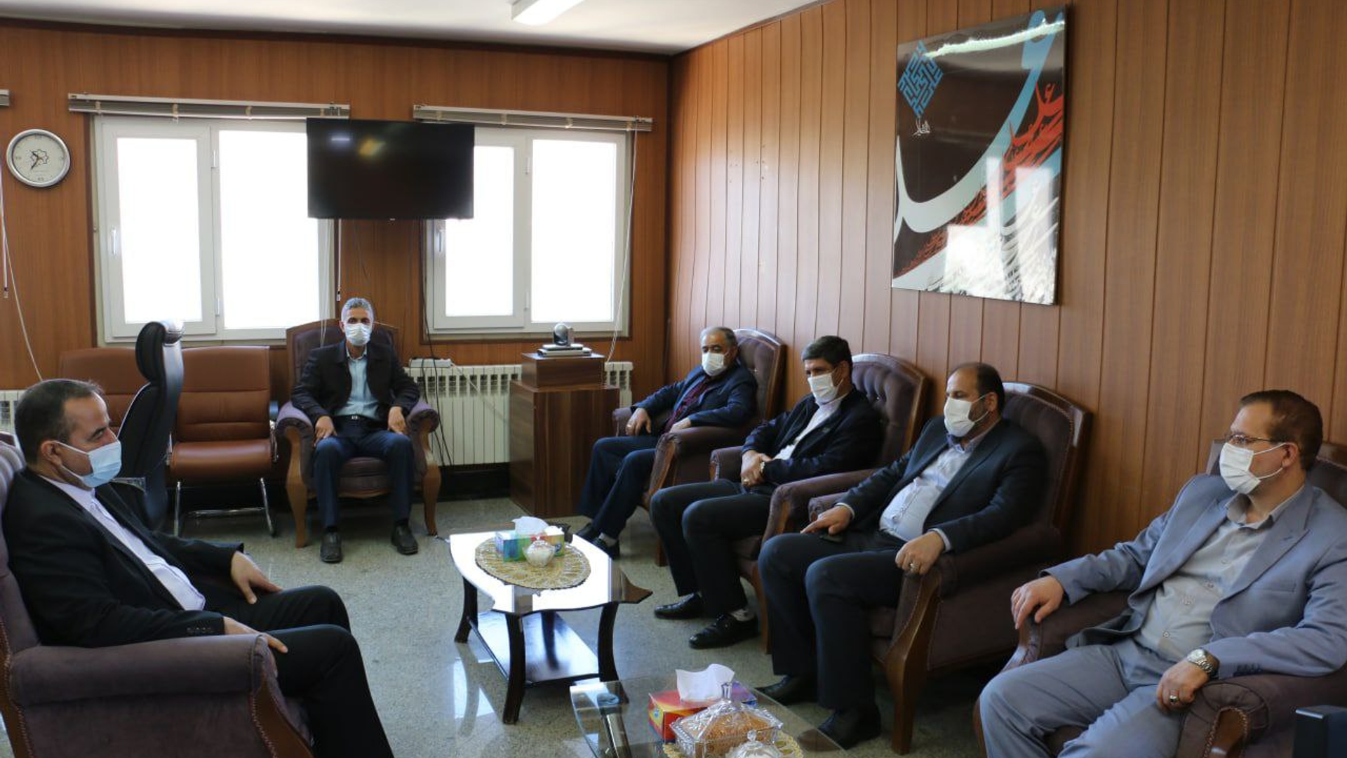 دیدار و گفتگو            :