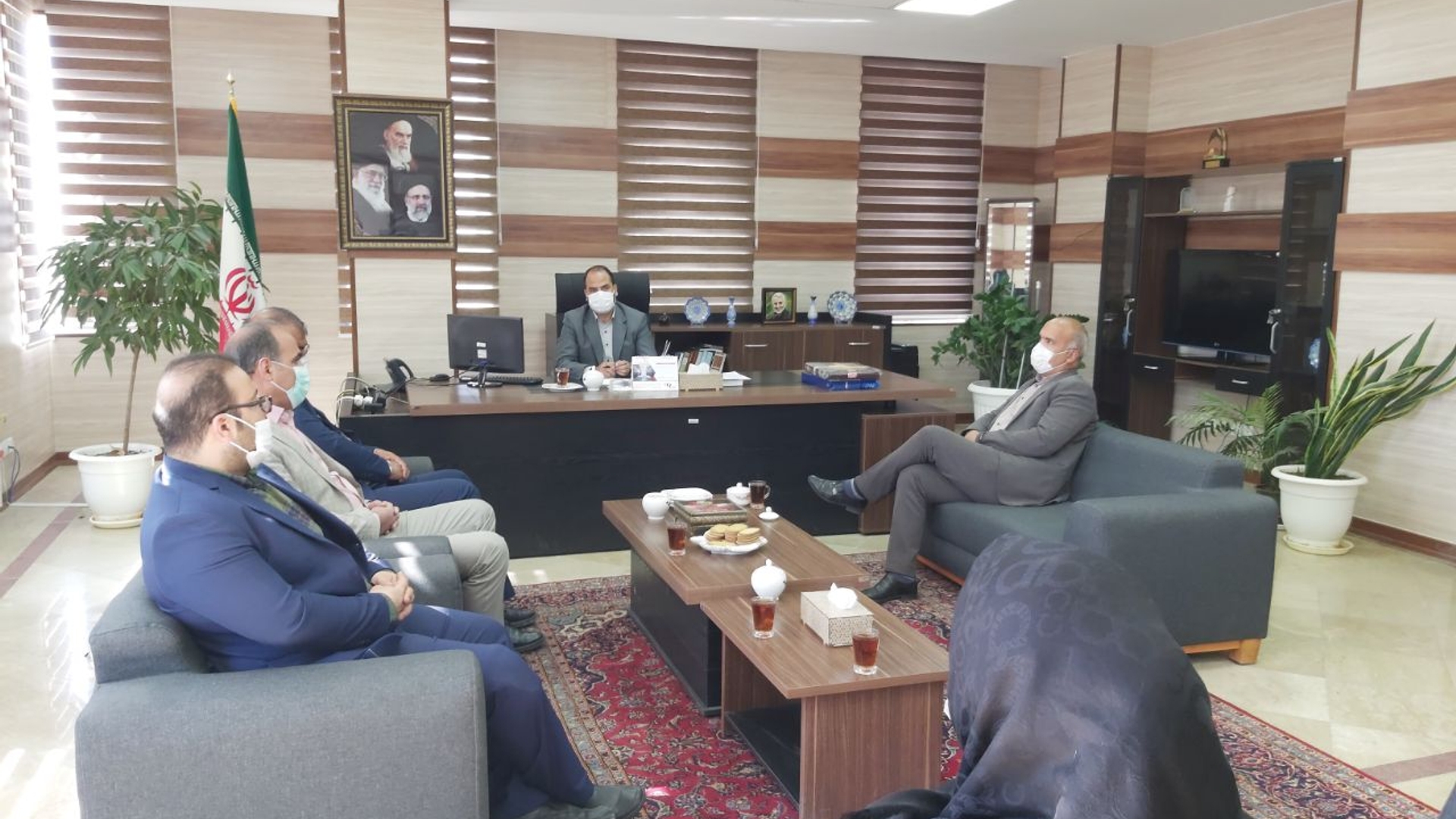 ️ دیدار نوروزی ملکا شهردار و اعضای شورای اسلامی شهر آشتیان با فراهانی سرپرست فرمانداری شهرستان آشتیان