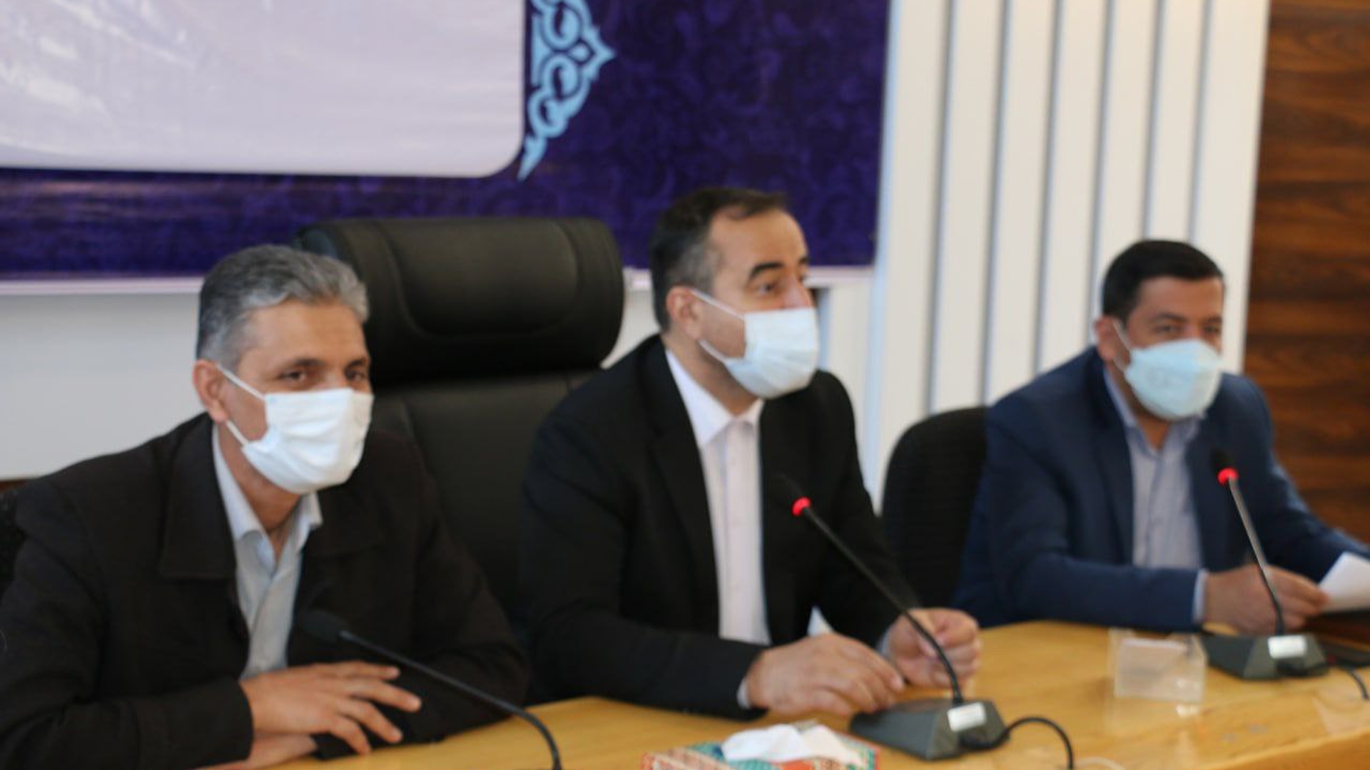 جلسه بررسی مشکلات روستاهای حشه و فلوجرد