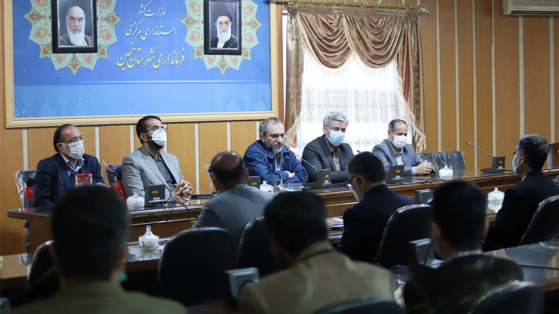 دیدار استاندار و معاون توسعه مدیریت و منابع با فرماندار و کارکنان فرمانداری شهرستان خمین