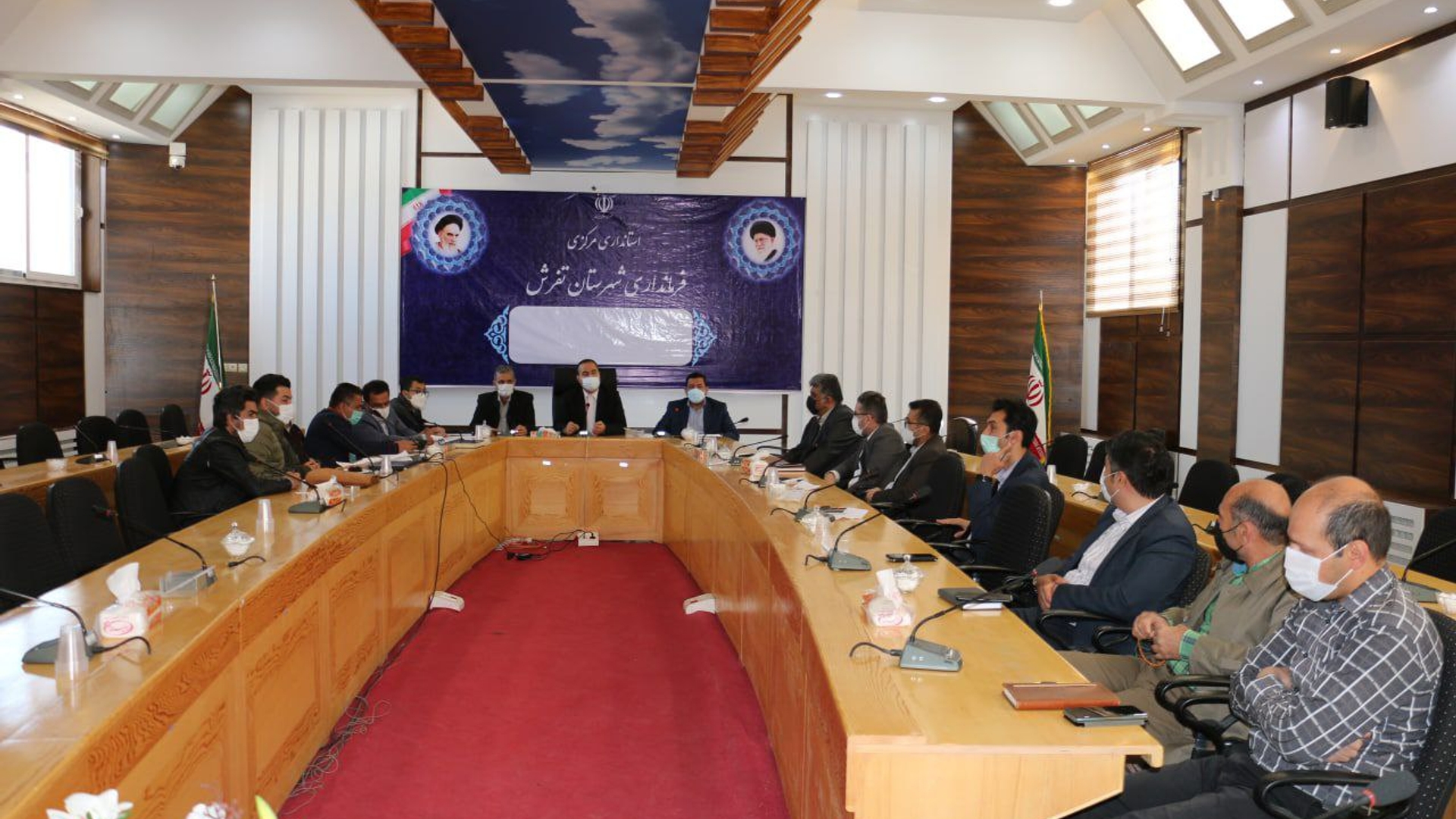 جلسه بررسی مشکلات روستاهای حشه و فلوجرد :