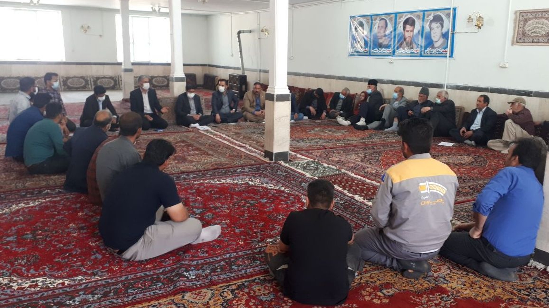 دهگردشی فرماندار در بخش مرکزی روستای دهنو