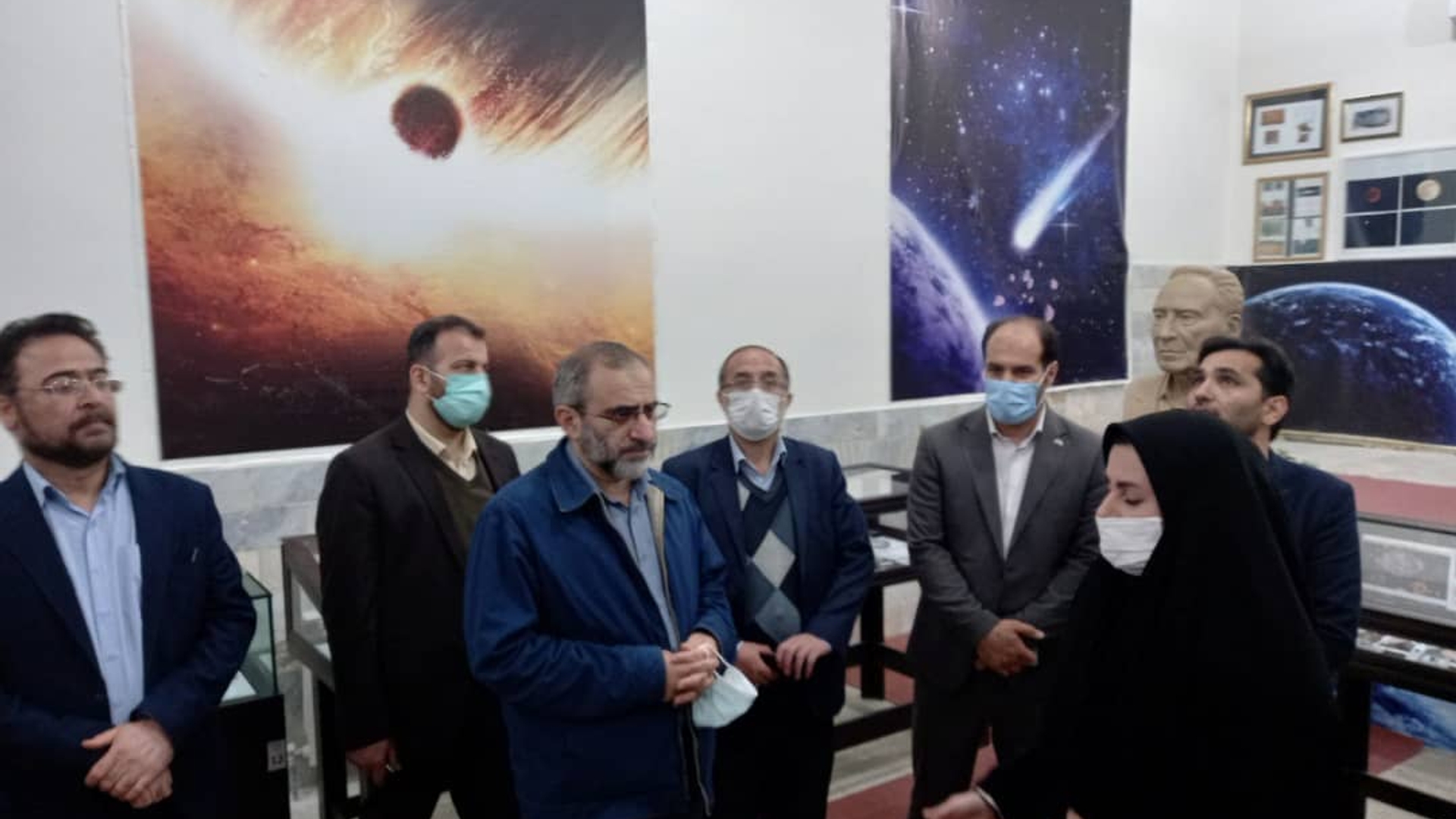 بازدید استاندار مرکزی از بافت تاریخی و موزه شهاب سنگ شهر نراق