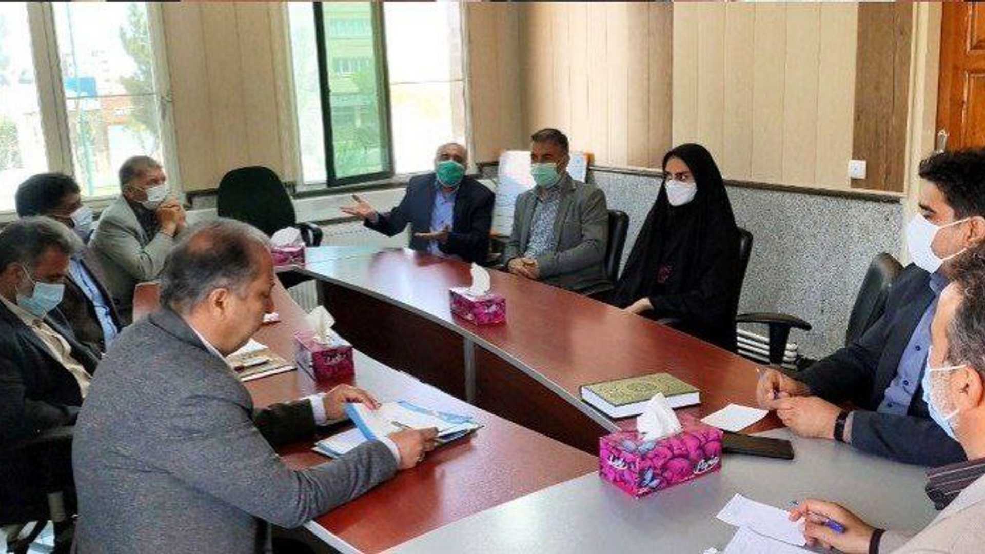 نشست با سازمان های مردم نهاد