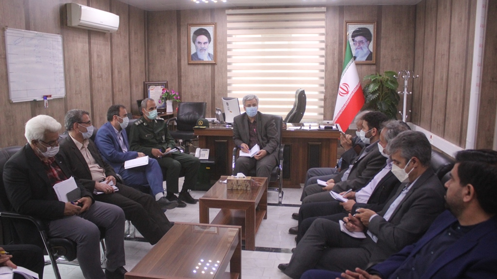 جلسه هماهنگی توزیع کمک های مومنانه در ماه مبارک رمضان در شهرستان خمین برگزار شد