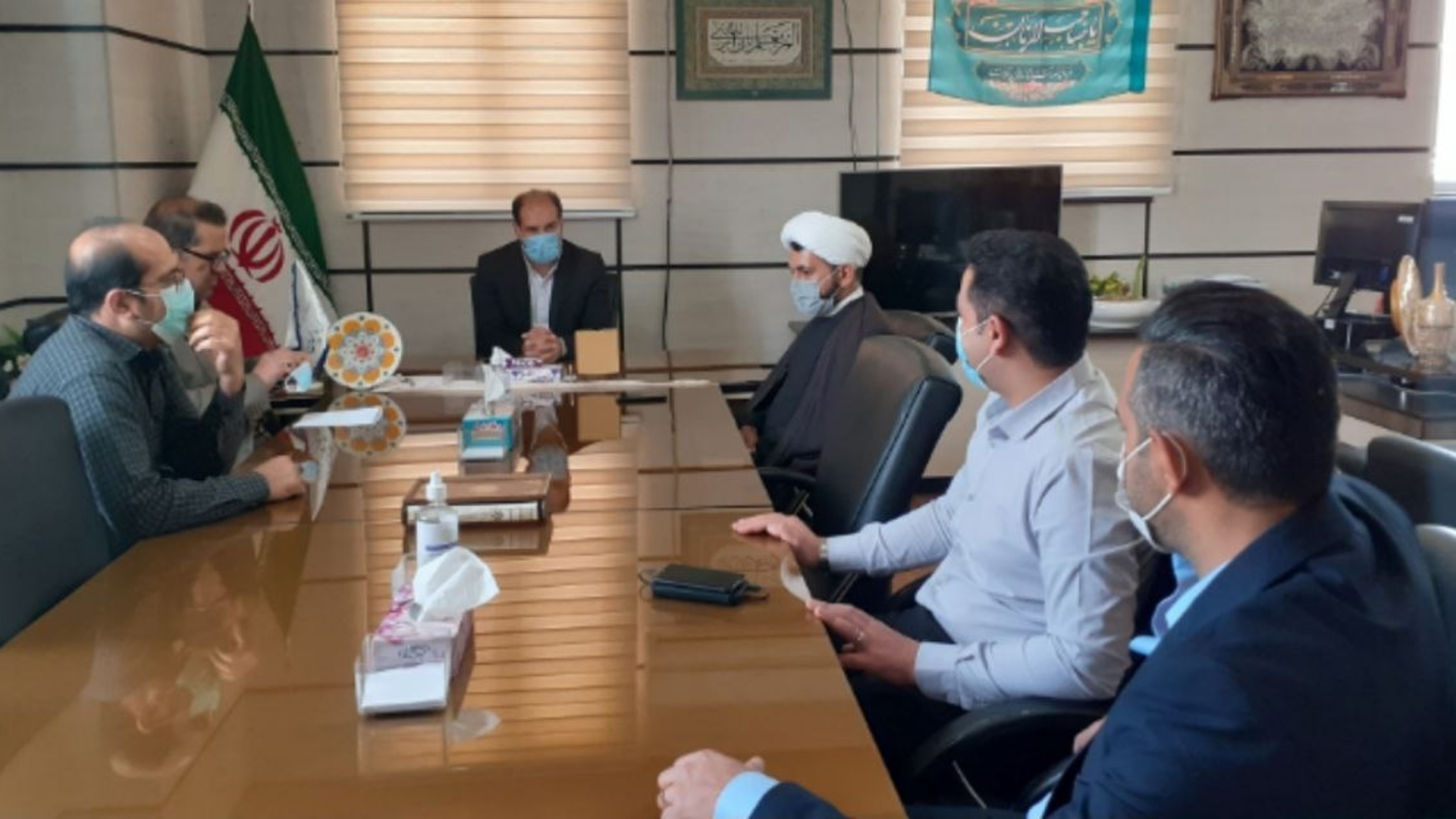 جلسه هماهنگی احداث مسکن خیرین در شهرستان دلیجان