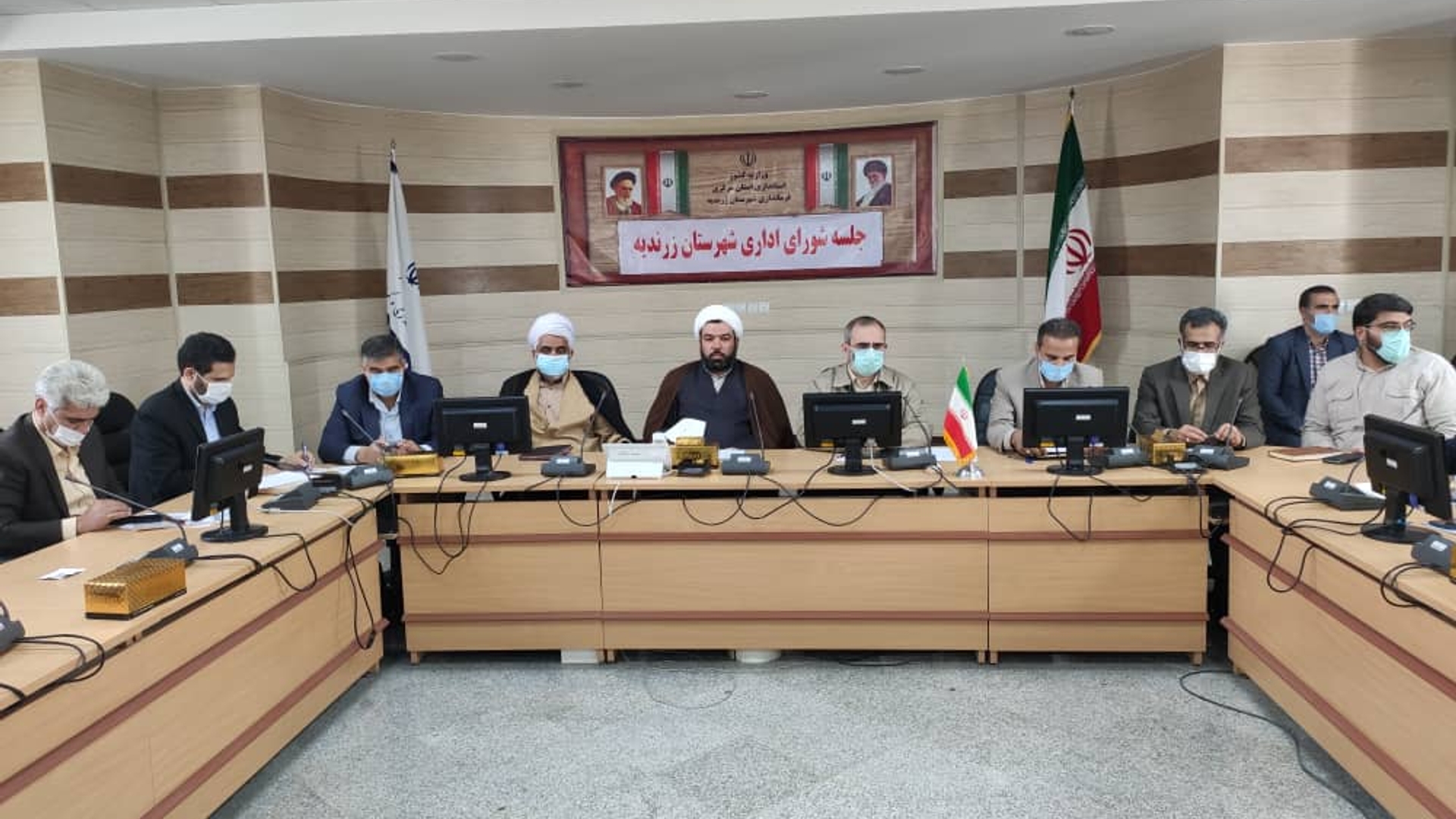 رصد دقیق مطالبات مردمی و تلاش جهادی برای رفع آن تکلیف مدیران است-عدم صدور مجوز فعالیت برای صنایع آب بر زرندیه