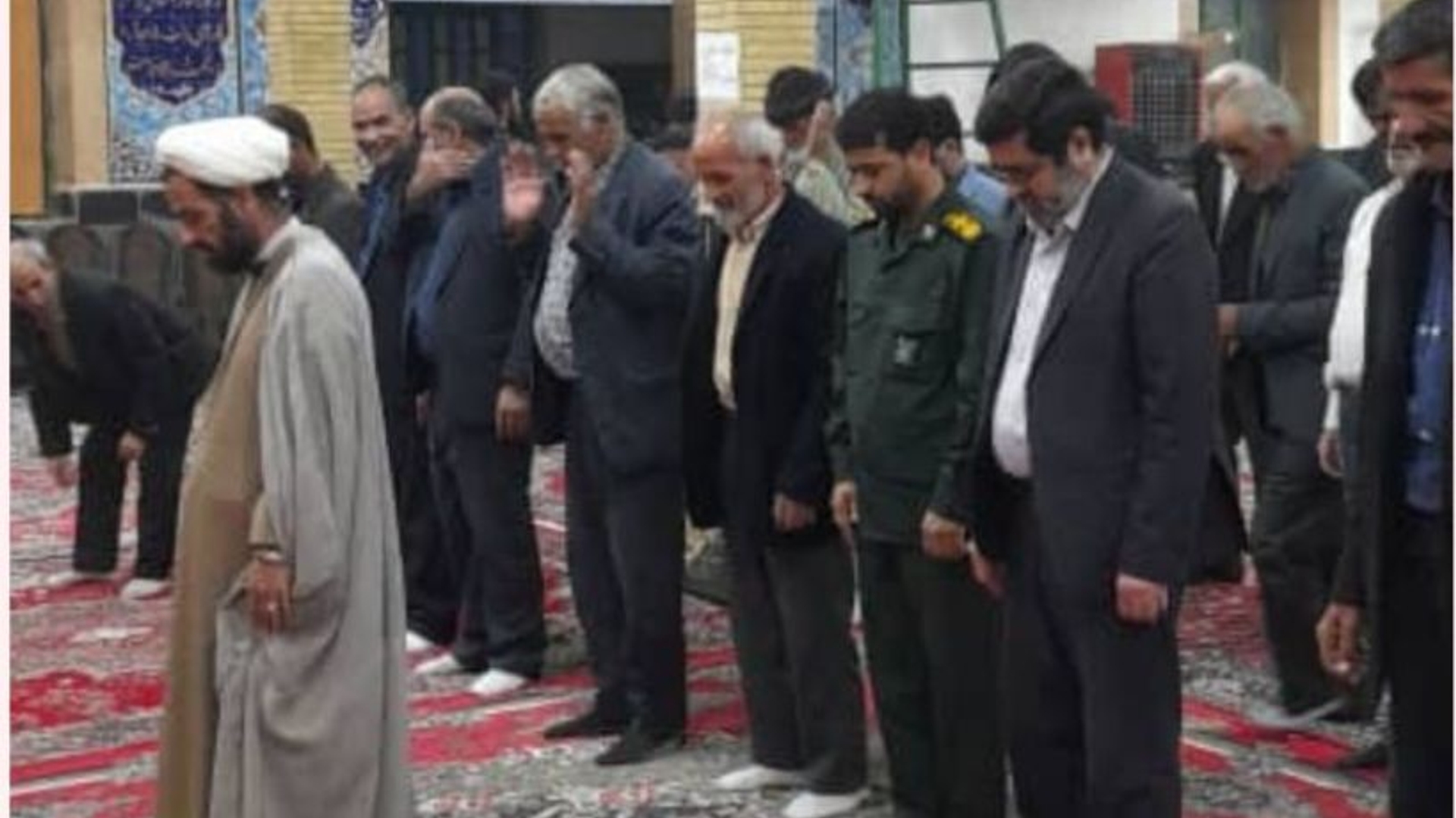 حضورگازری سرپرست فرمانداری شهرستان خنداب در نماز جماعت روستای قاسم آباد